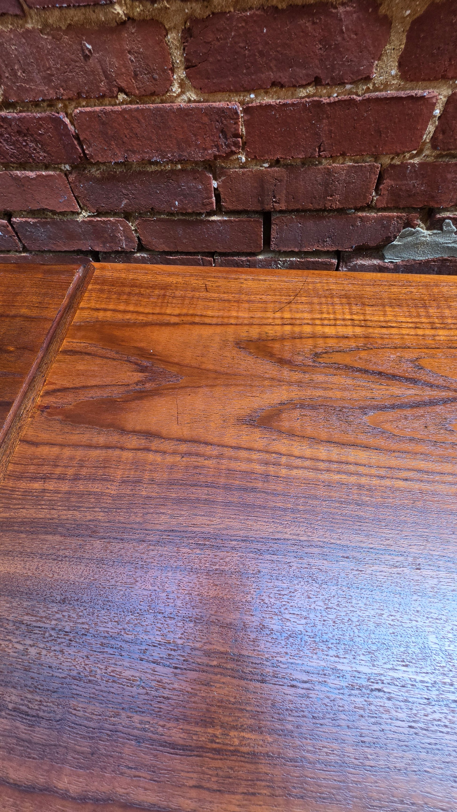 Danish Teak Expandable Dining Table - DITA-0526-011