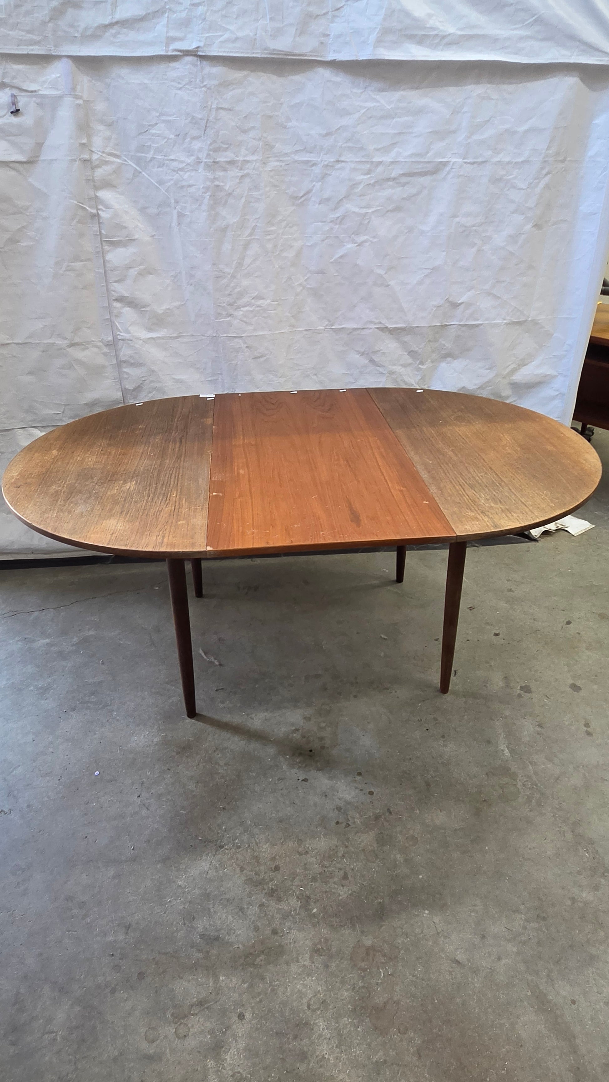 Round Teak Dining Table DITA-0526-001