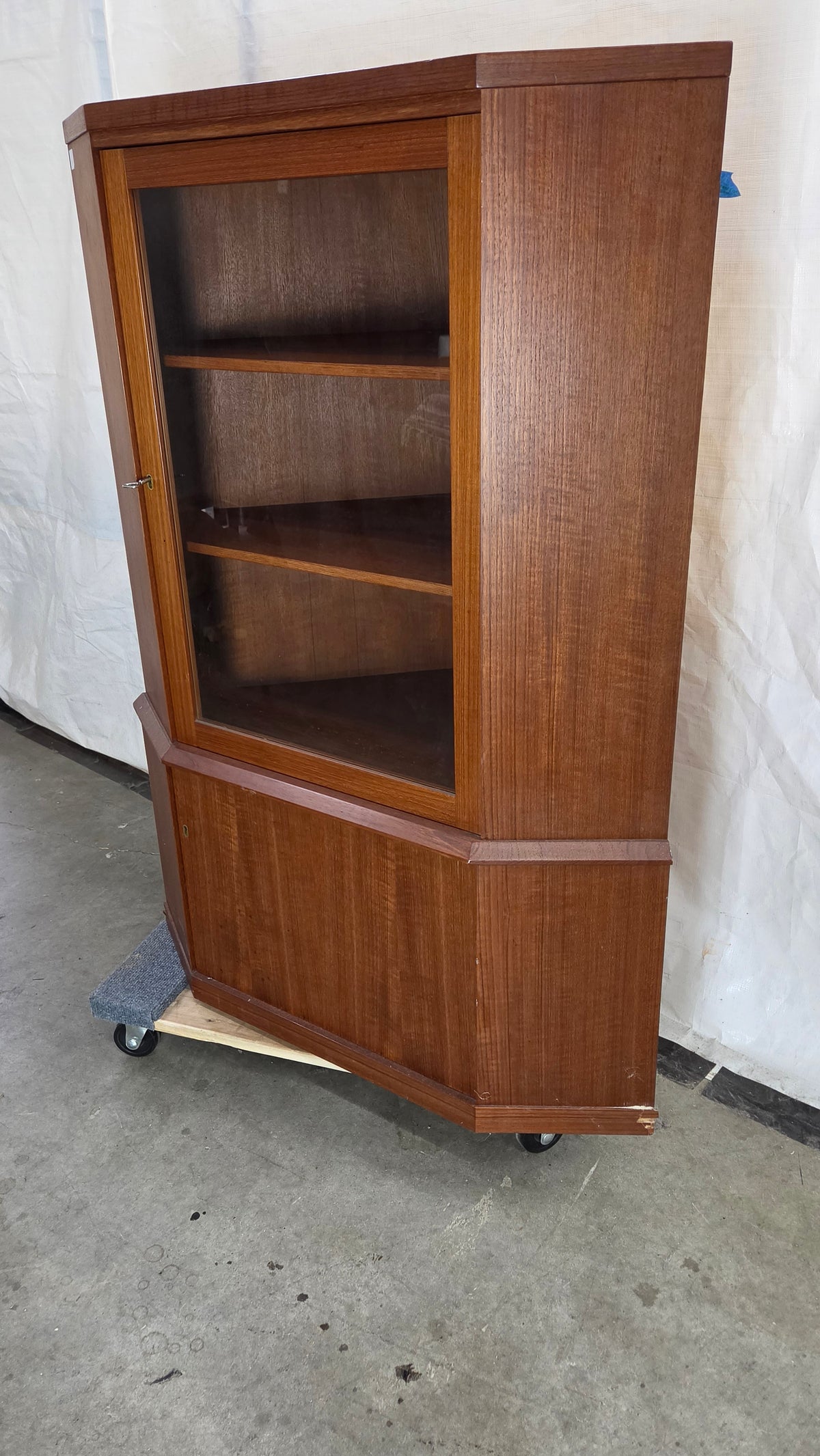 Danish Corner Cabinet CORN0526001
