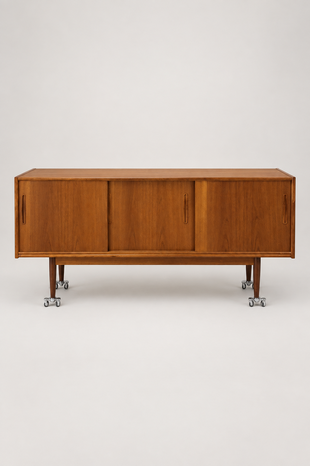 Teak Credenza with Sculptural Pulls CRDZ0526002