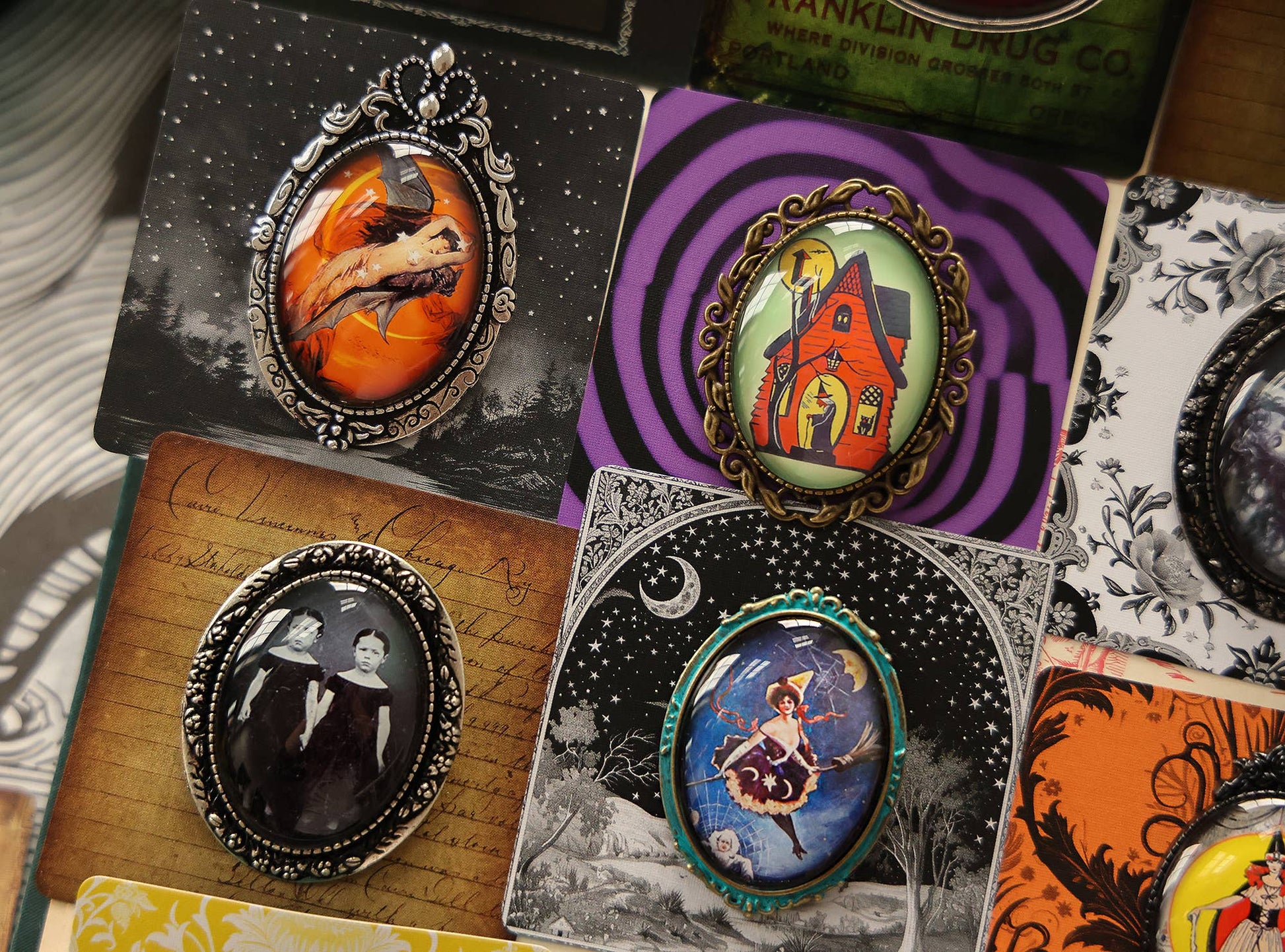 Vintage Halloween Brooch