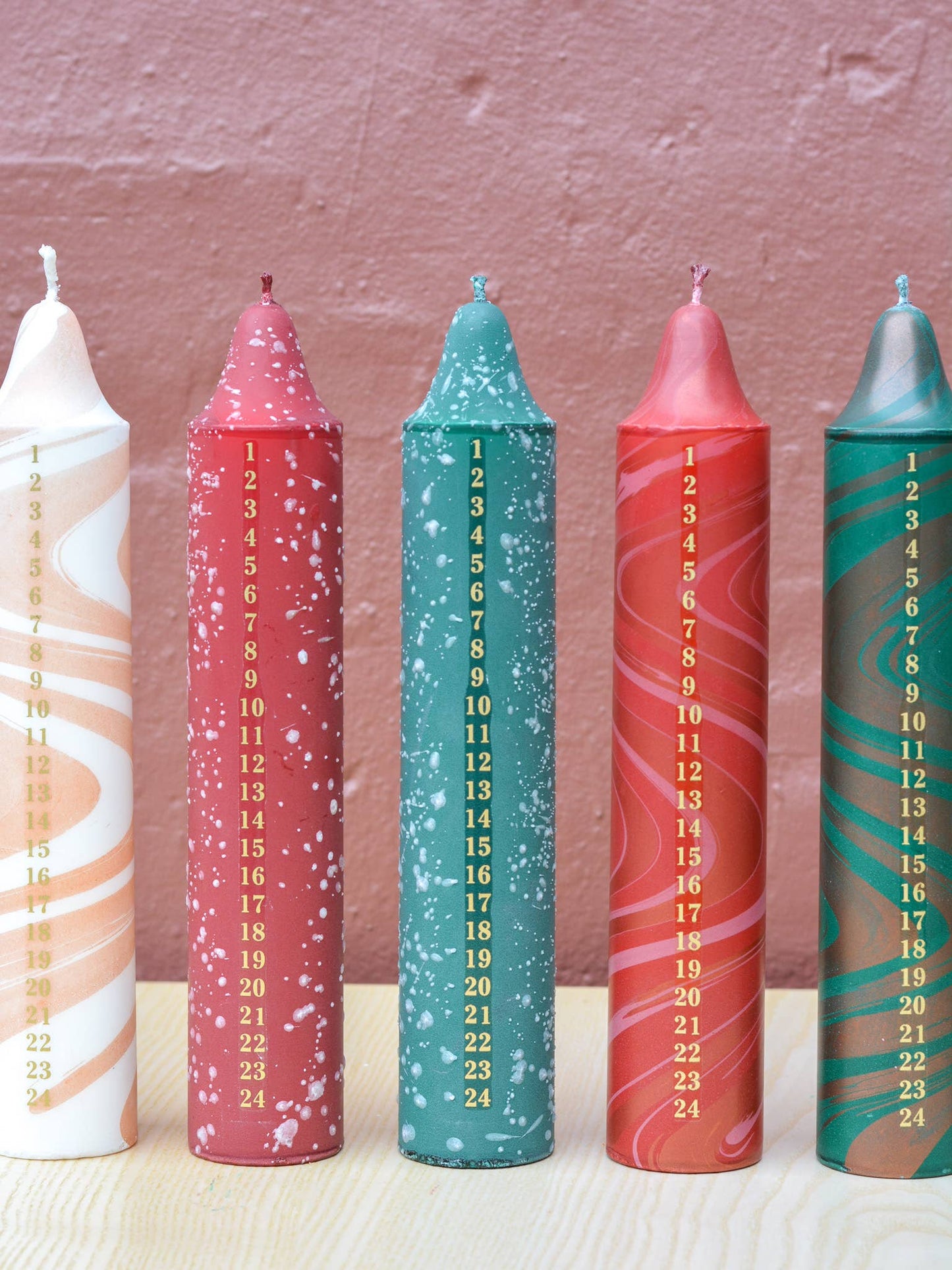 Advent Candle, Christmas Calendar, Red Confetti