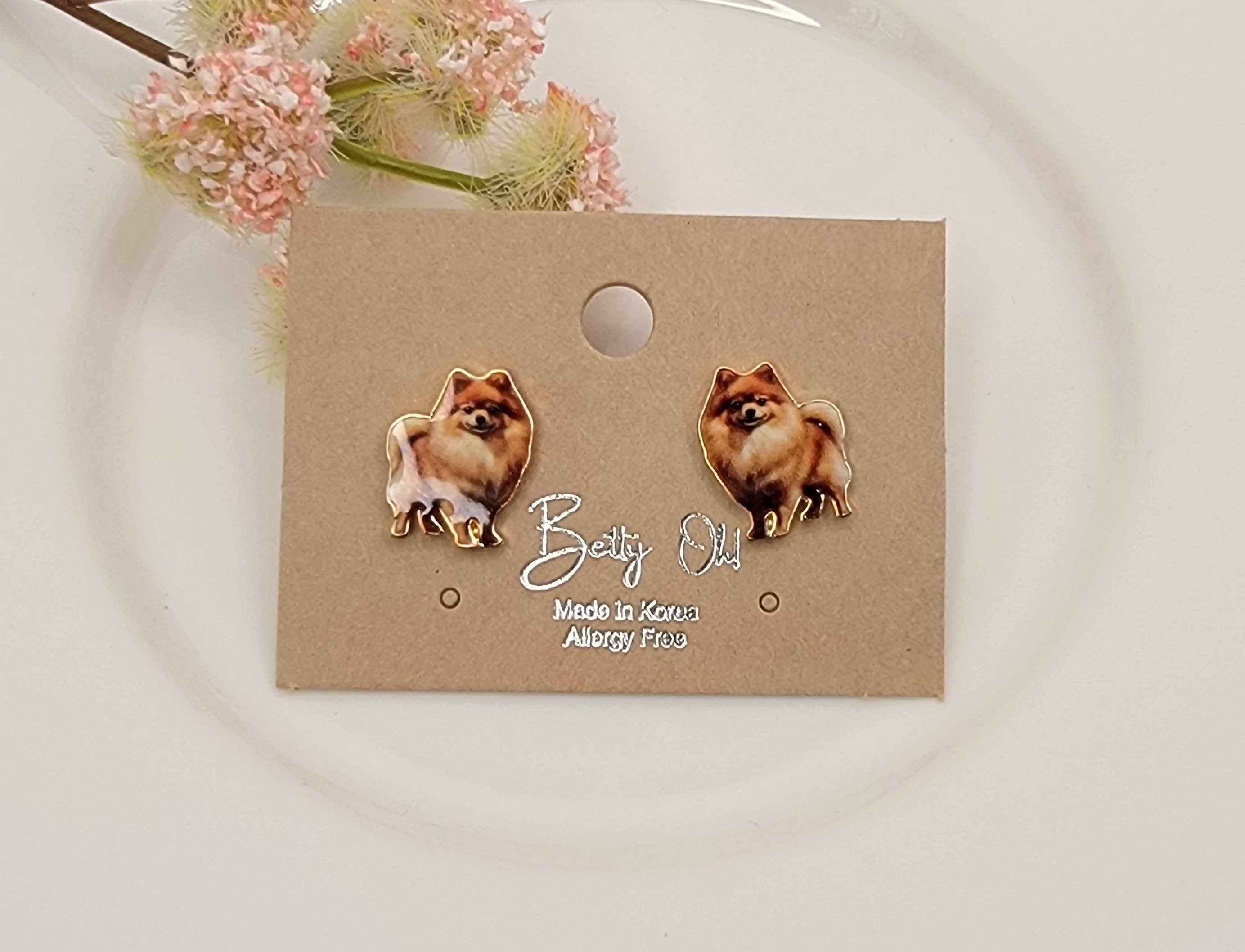 POMERANIAN ENAMEL STUD EARRINGS.