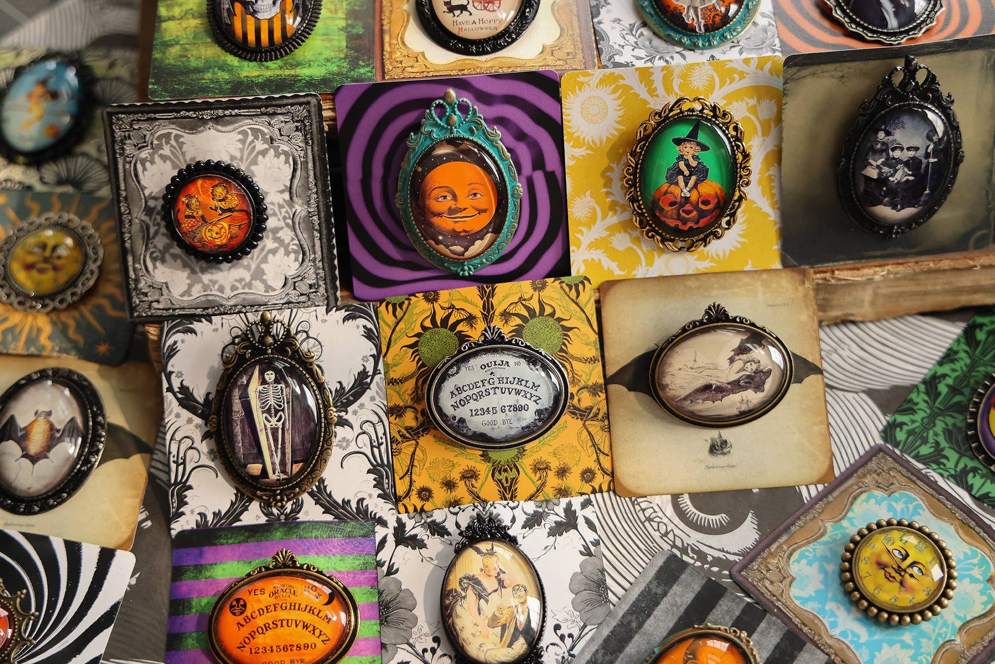 Vintage Halloween Brooch