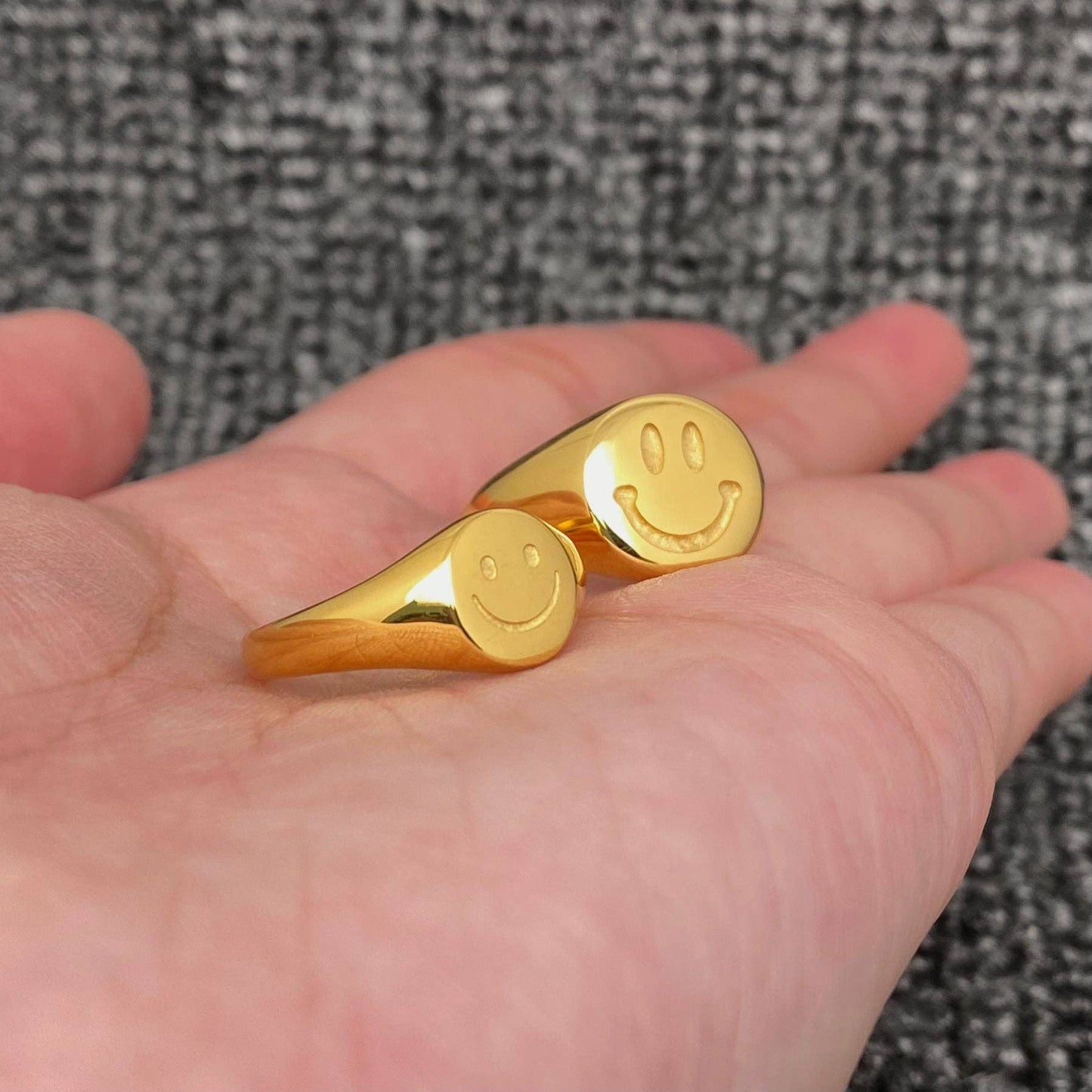 18K Gold Plated Stainless Steel Smiley Face Ring - FGS