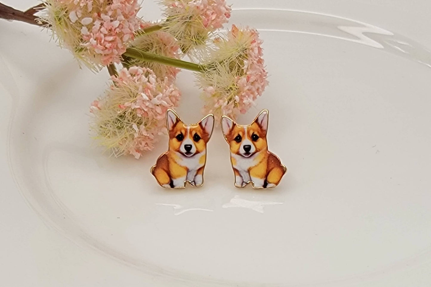 CORGIE POST EARRINGS.
