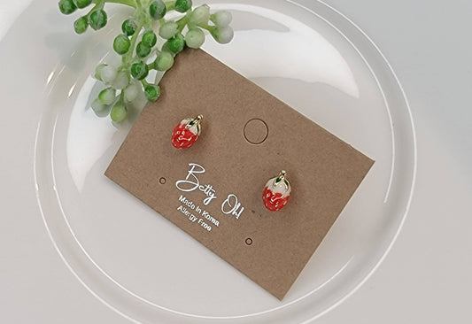 3D MINI STRAWBERRY POST EARRINGS.