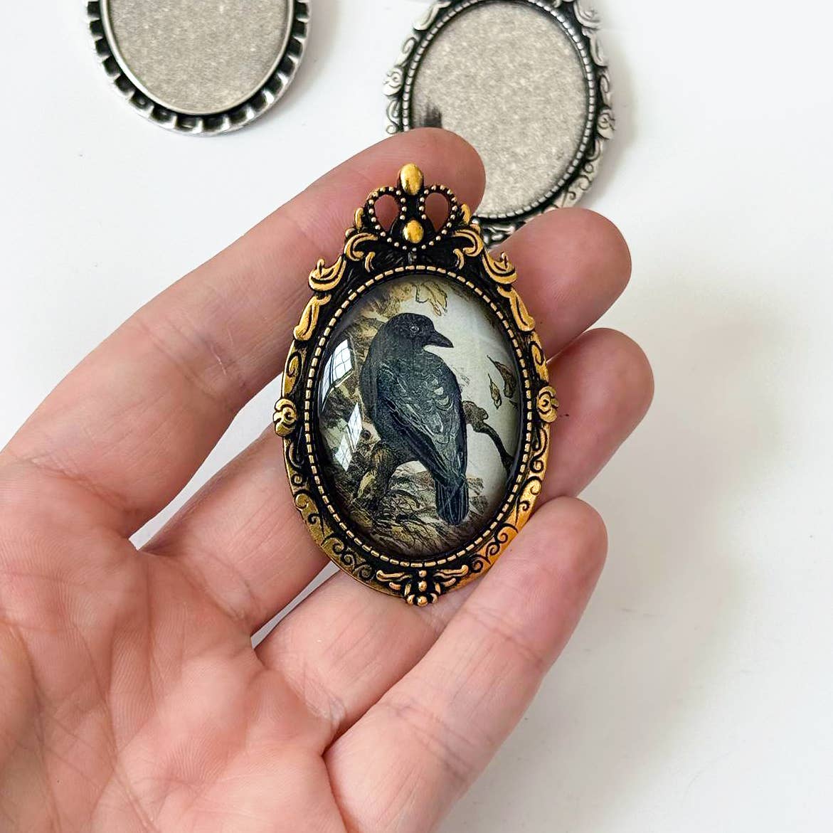 Antique Crow Cameo Art Brooch Vintage Silver or Gold