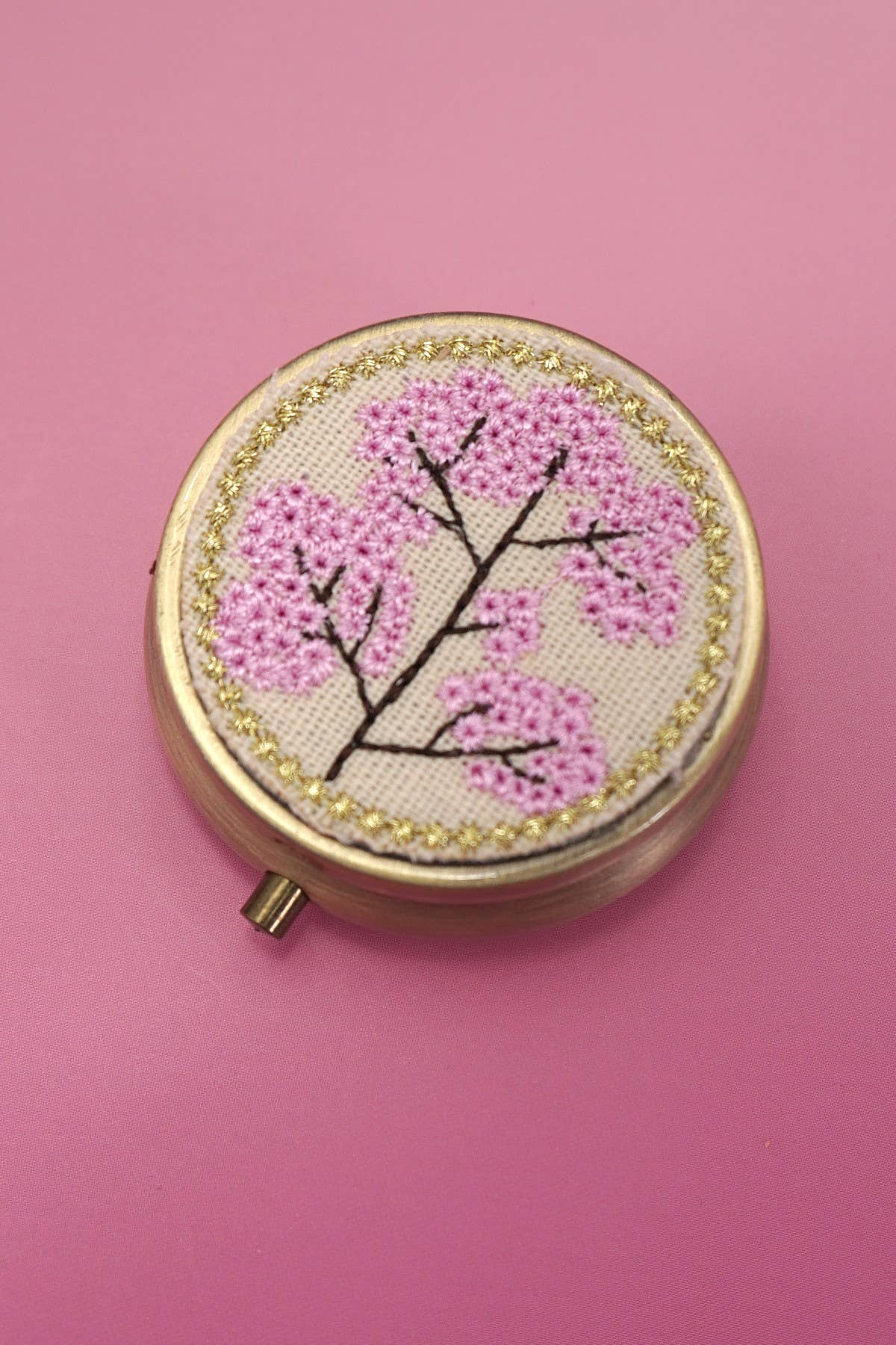 FLORAL EMBROIDERY JEWELRY BOX