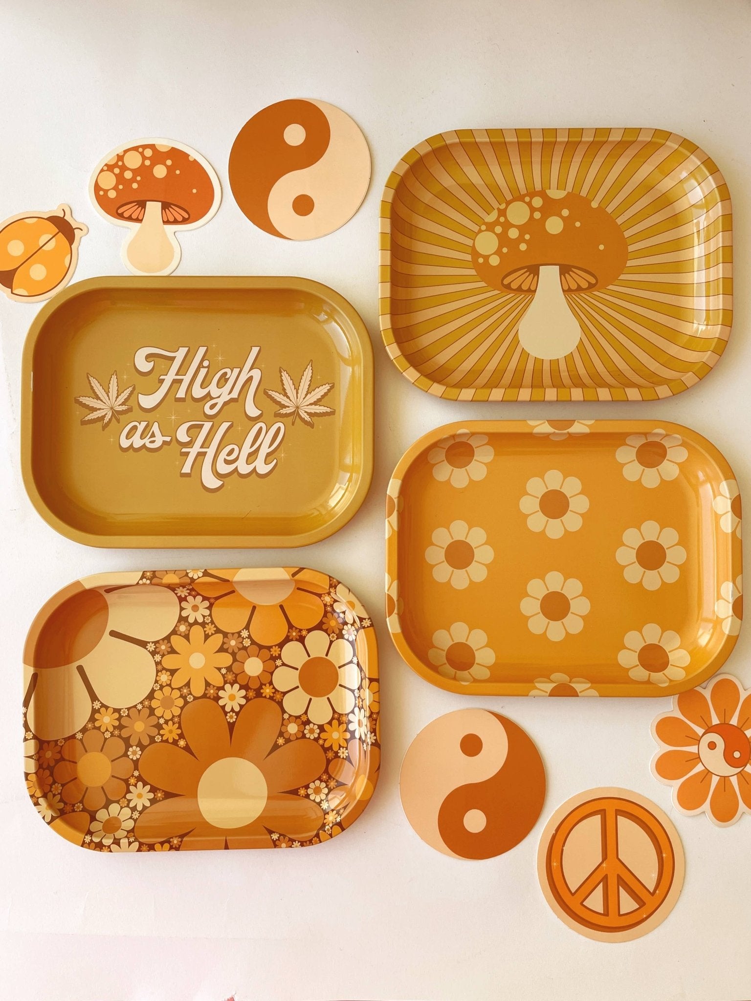 70's Floral Metal Tray | Retro Rolling Tray - Vintage MC