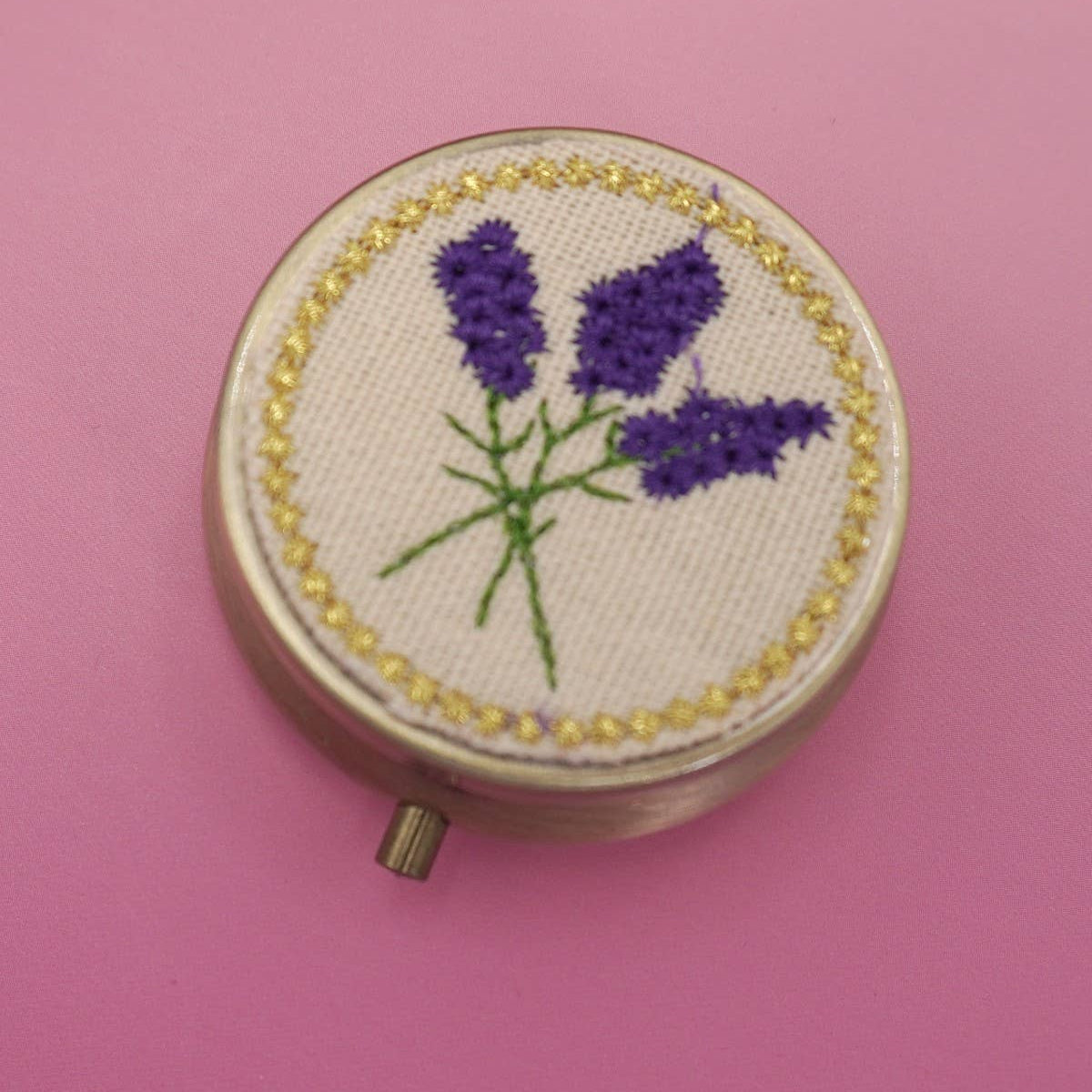 FLORAL EMBROIDERY JEWELRY BOX