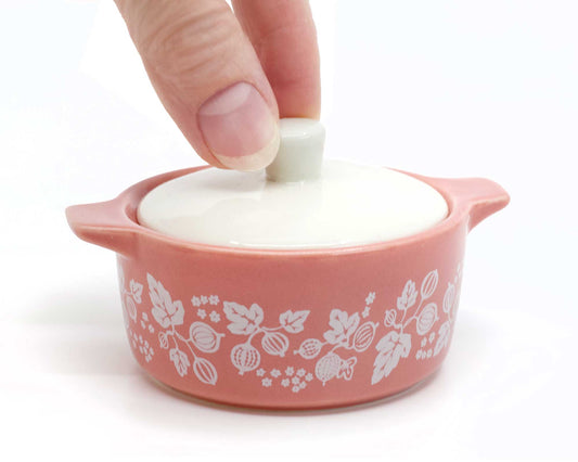 Pyrex-Inspired Gooseberry Casserole Ceramic Trinket Box