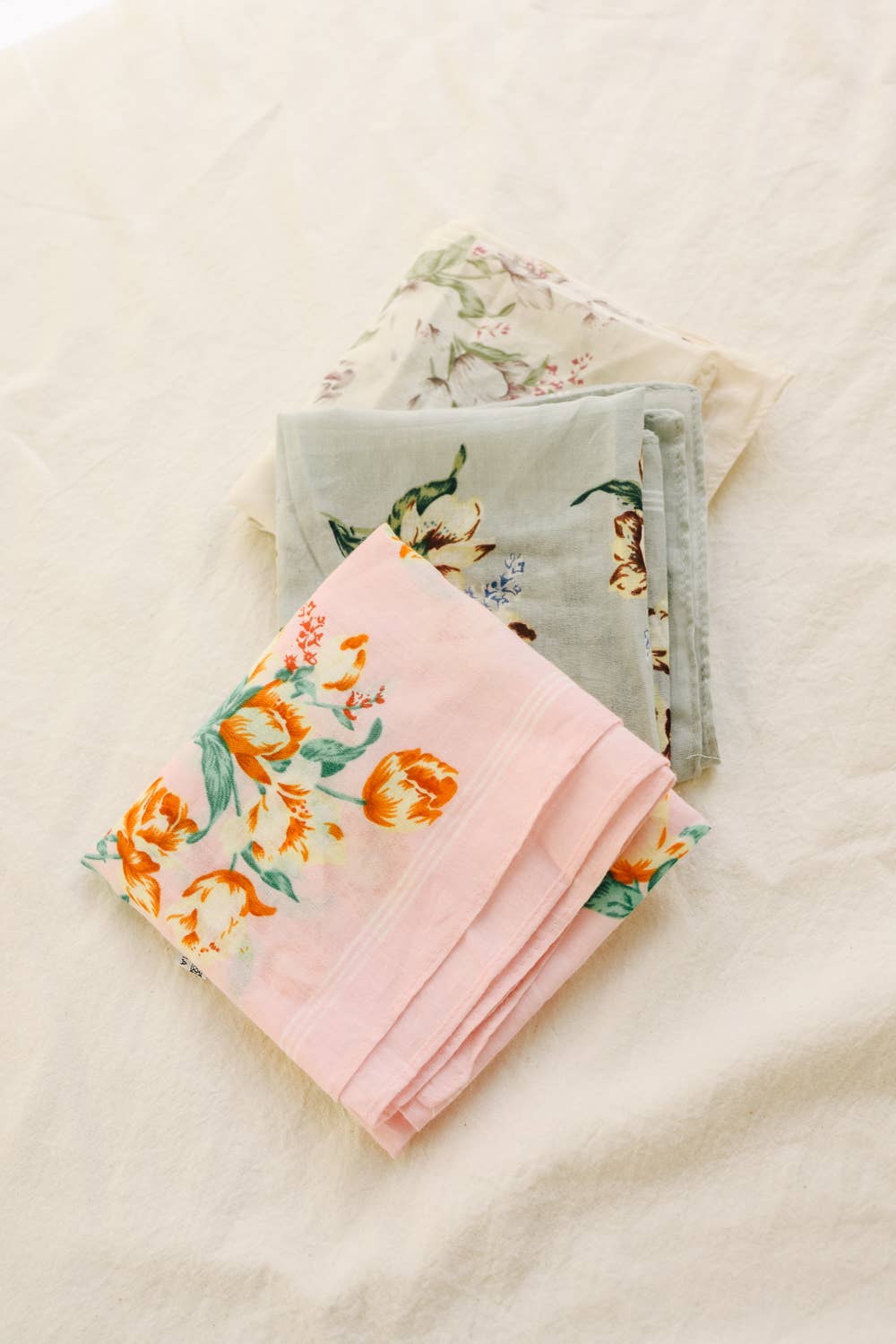 High-Quality Orchid Pattern Bandana - Ideal for All Seasons