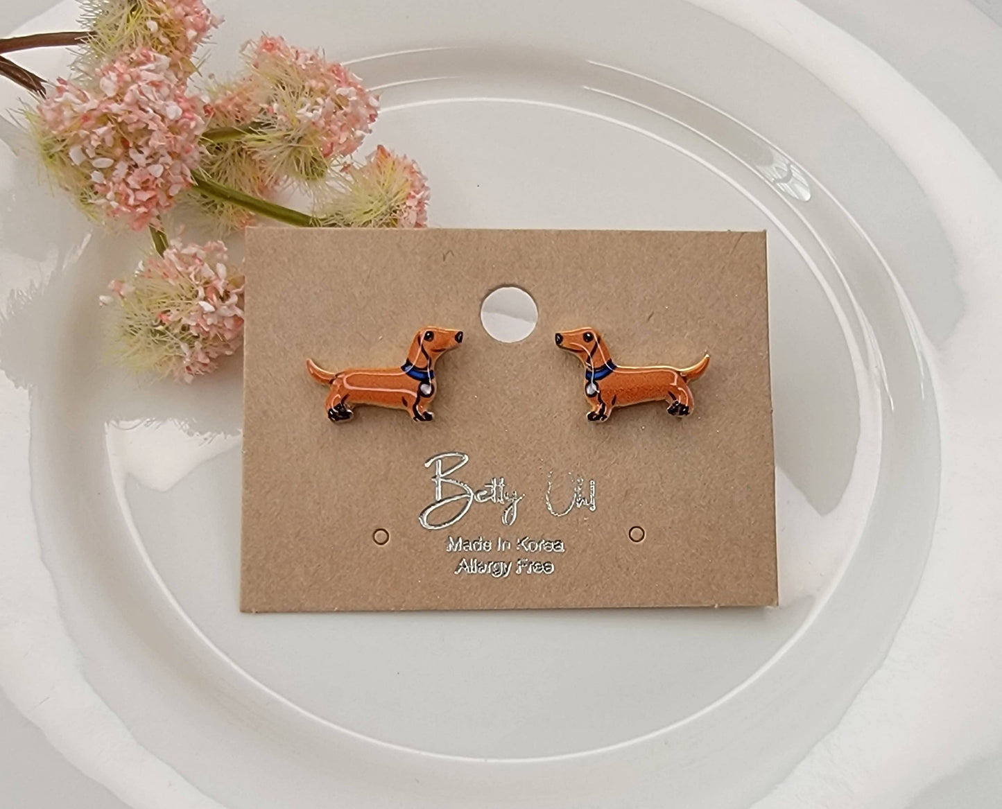 DACHSHUND POST EARRINGS.