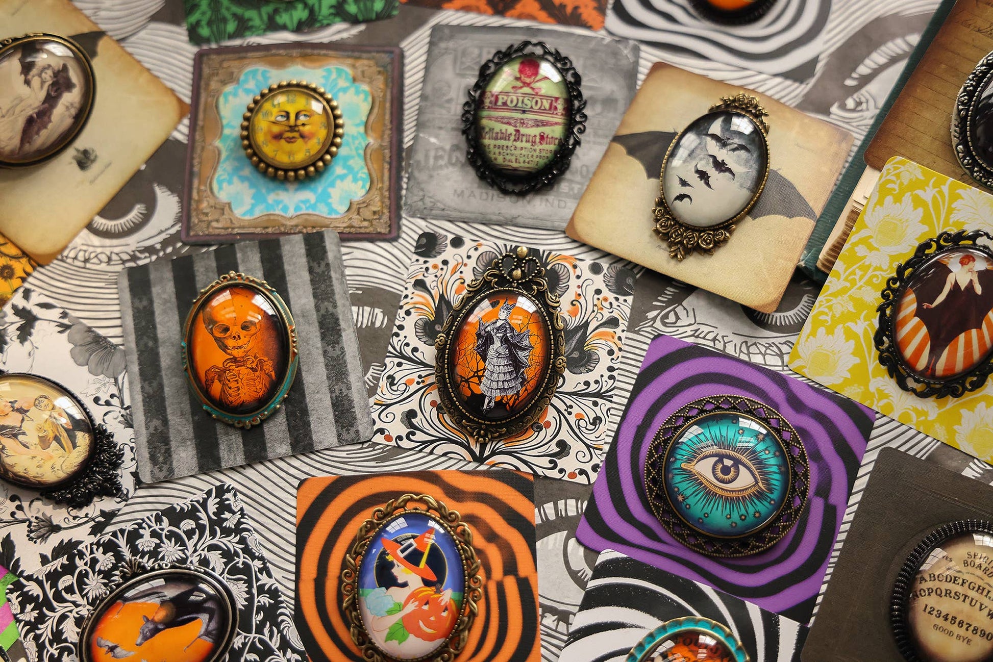 Vintage Halloween Brooch