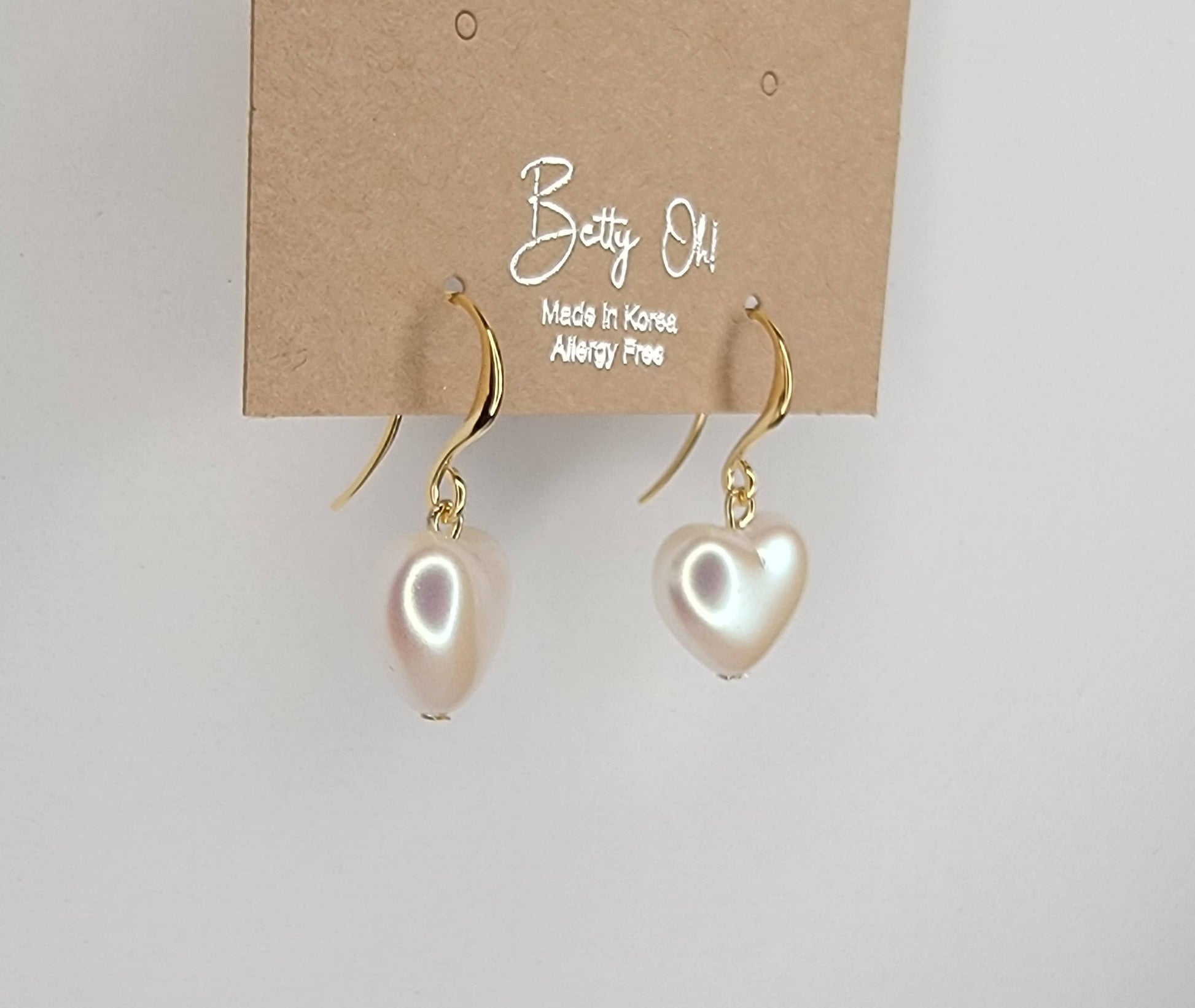 AURORA FAUX HEART PEARL DANGLE EARRINGS