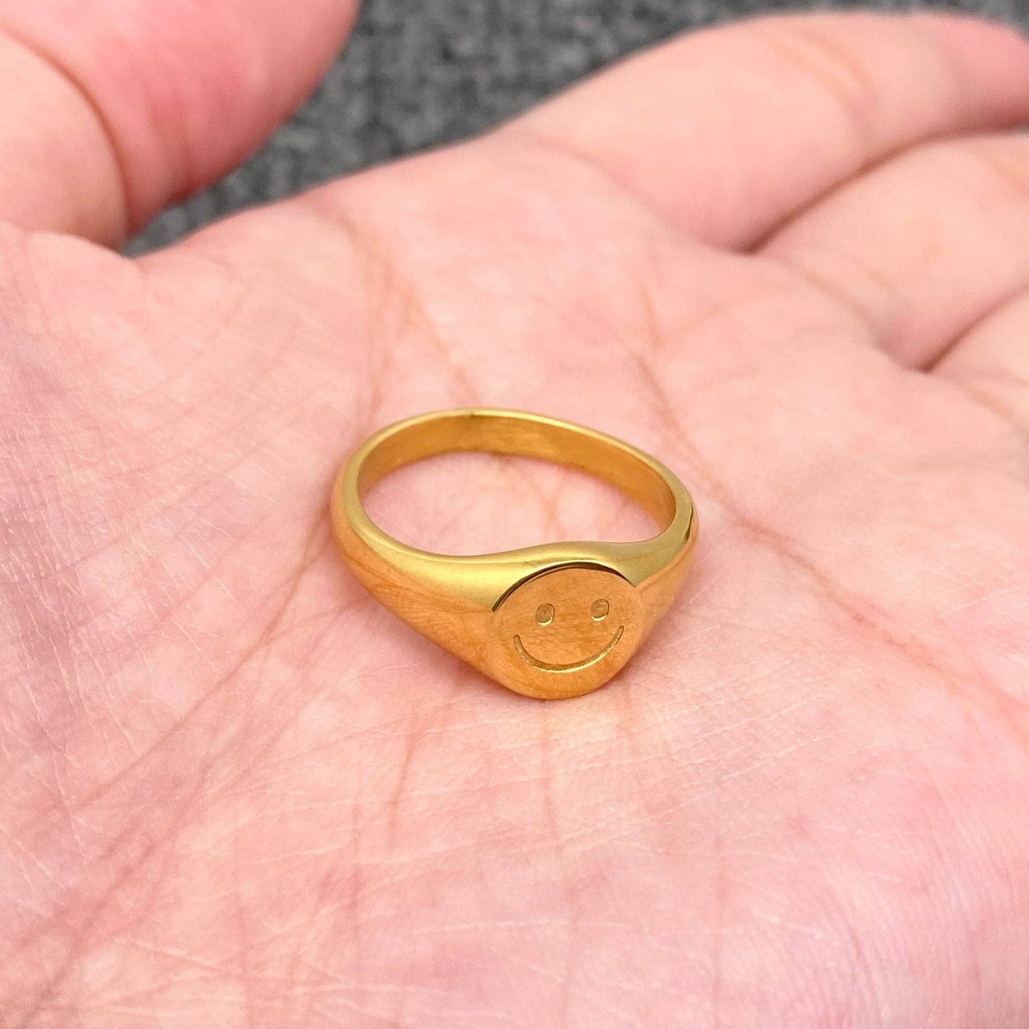 18K Gold Plated Stainless Steel Smiley Face Ring - FGS