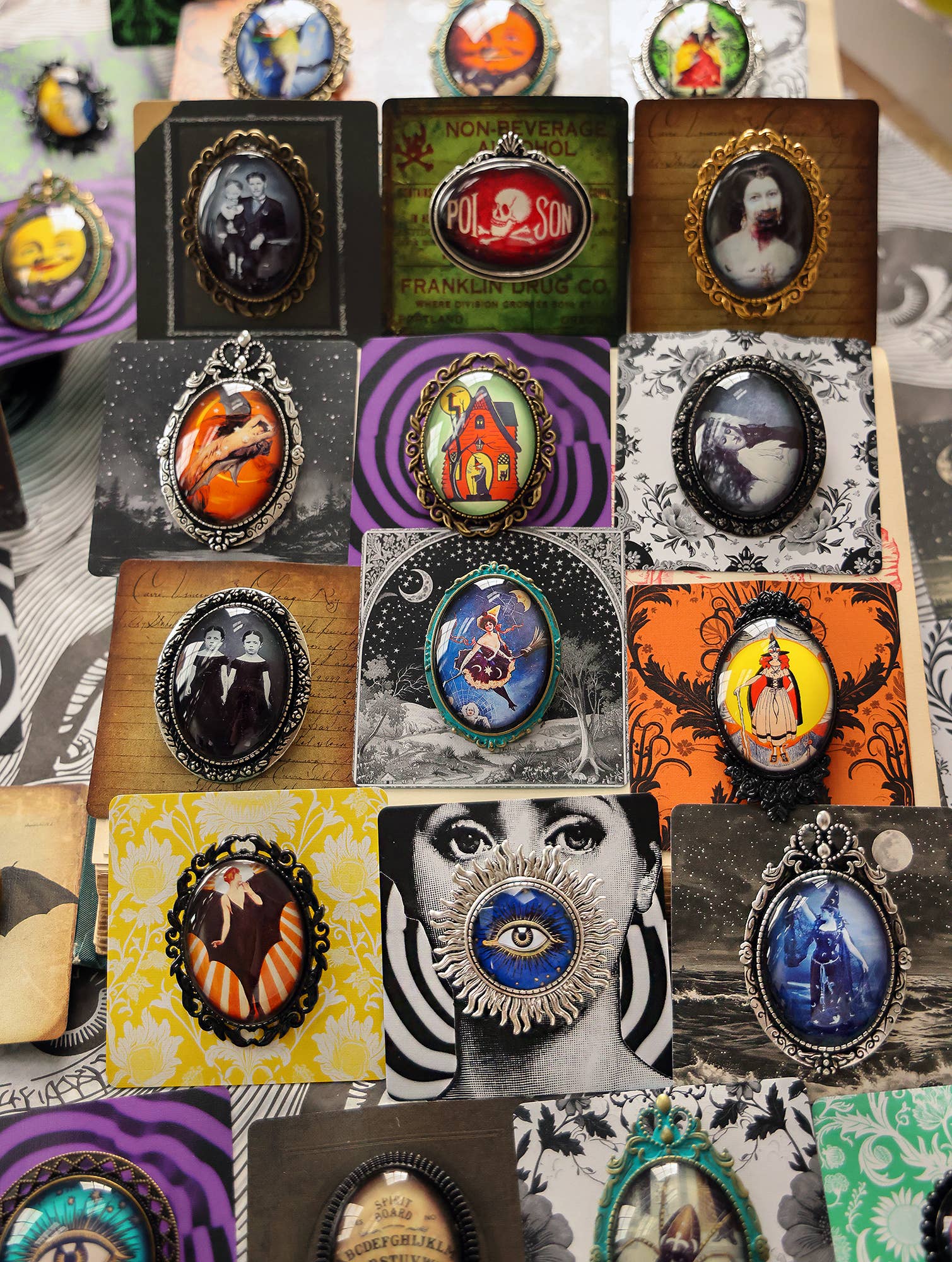 Vintage Halloween Brooch