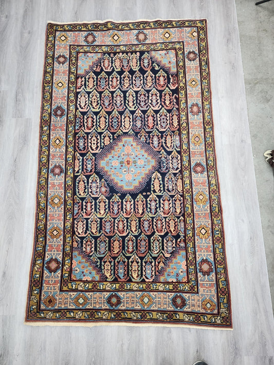 BB062301 Hand Made Persian Rug - Vintage MC