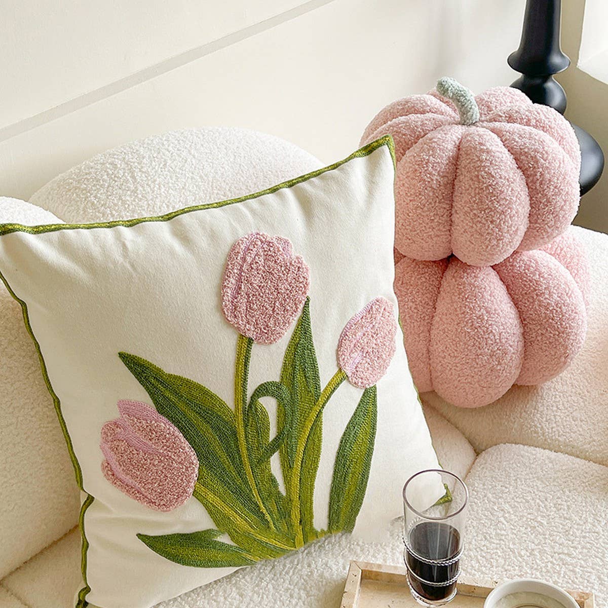 Tulip Pillow