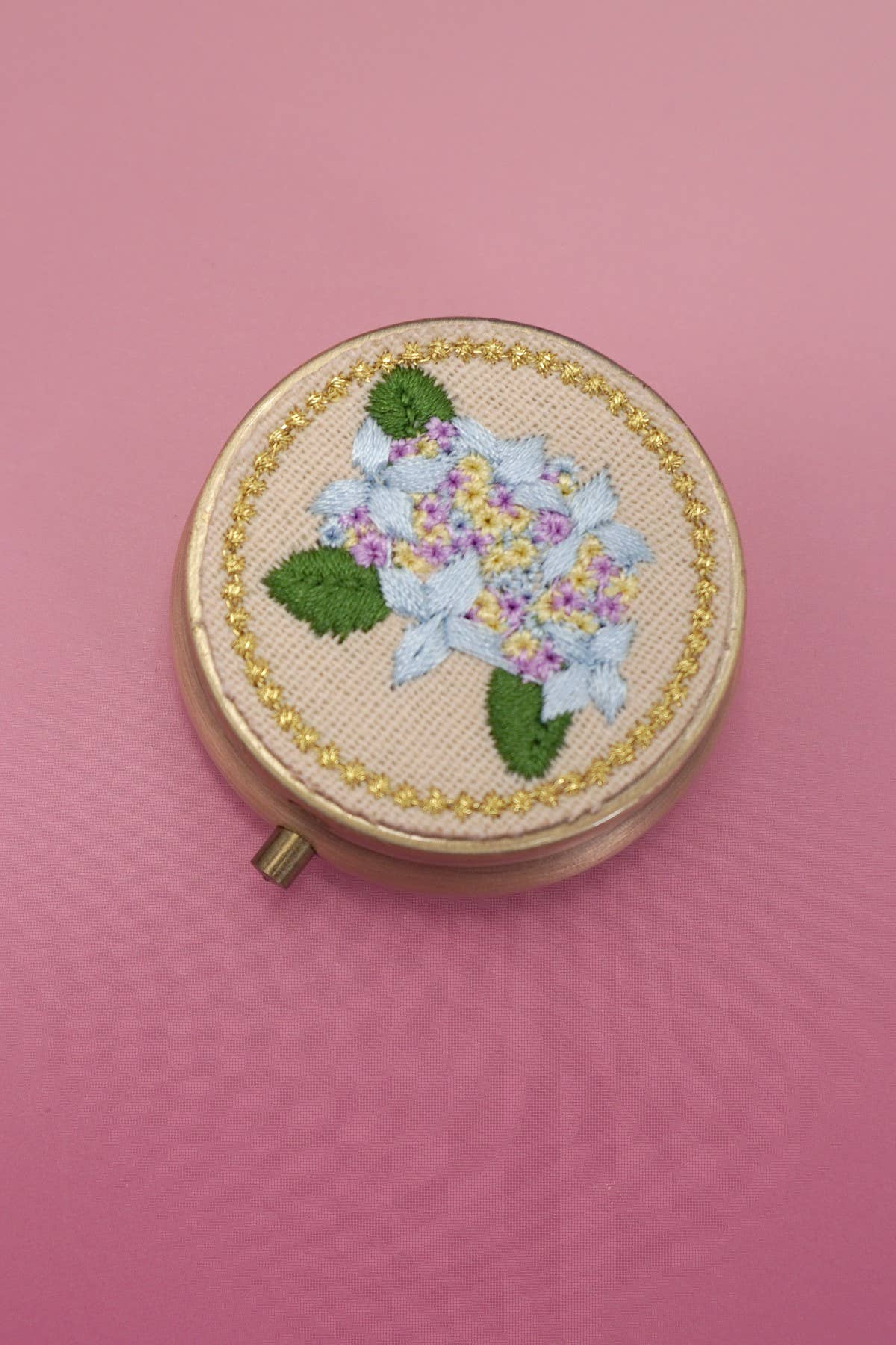 FLORAL EMBROIDERY JEWELRY BOX