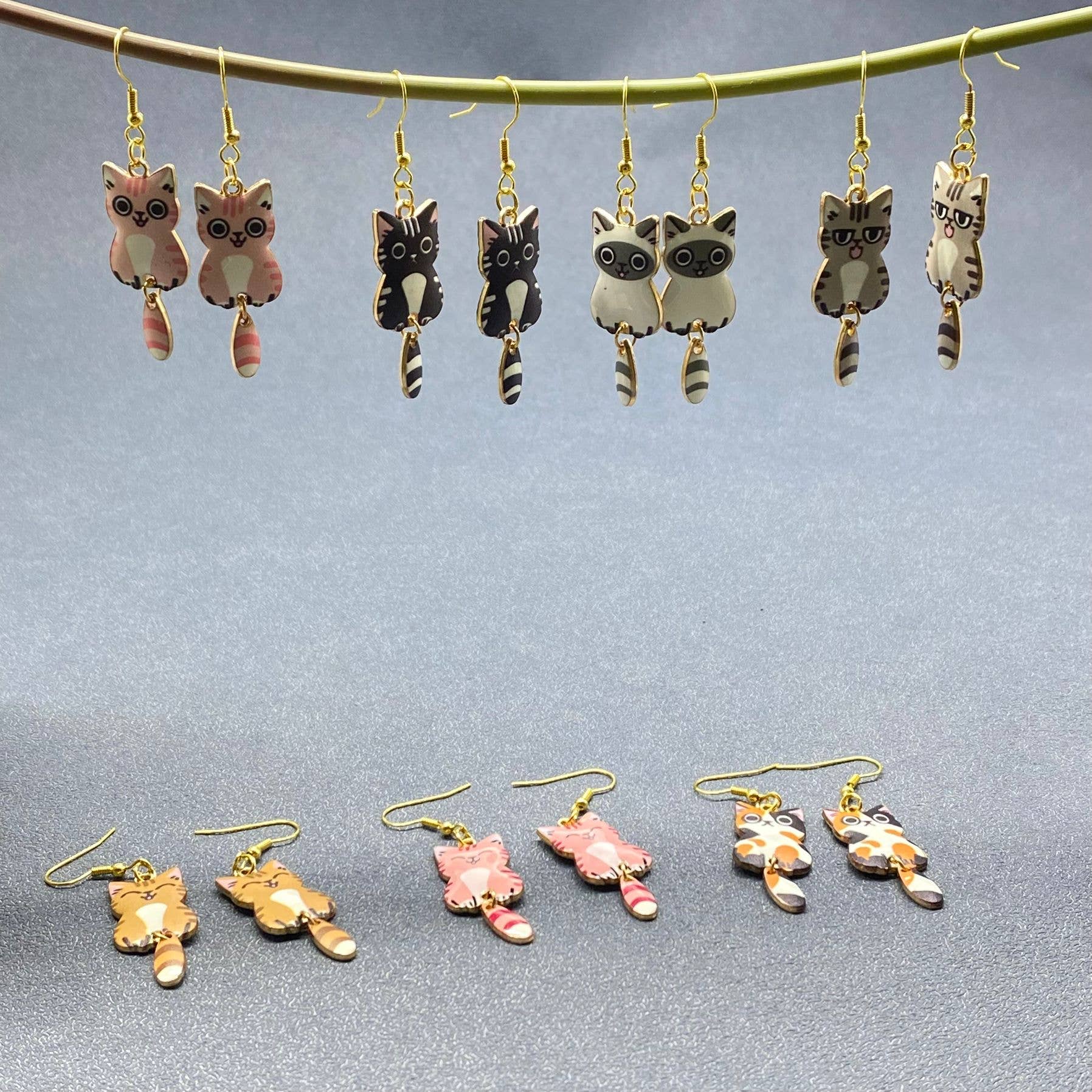 Cat Dangle Earrings - Vintage MC