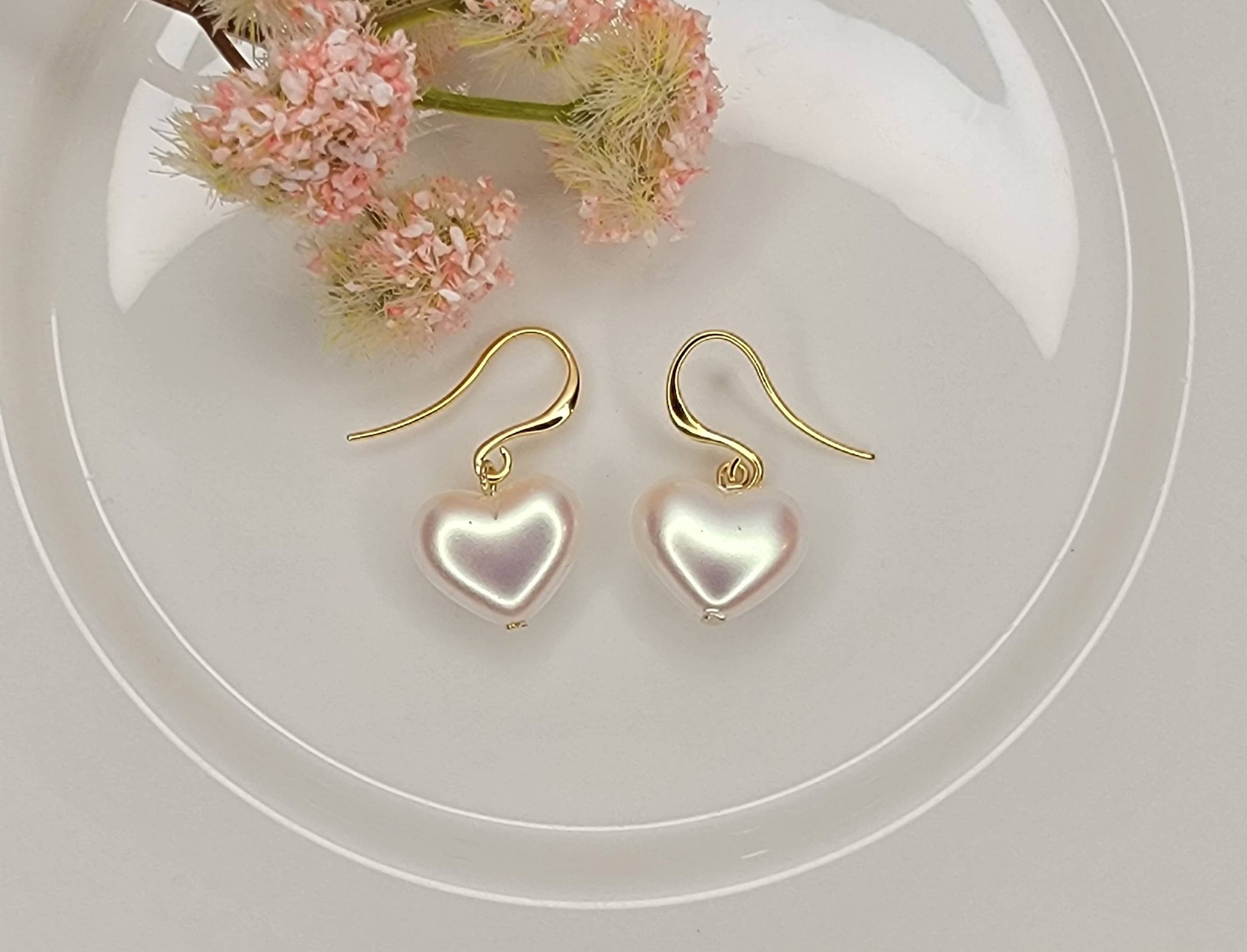 AURORA FAUX HEART PEARL DANGLE EARRINGS
