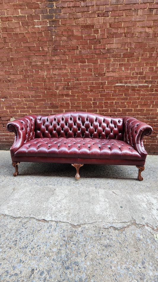 Chesterfield Sofa - Vintage MC