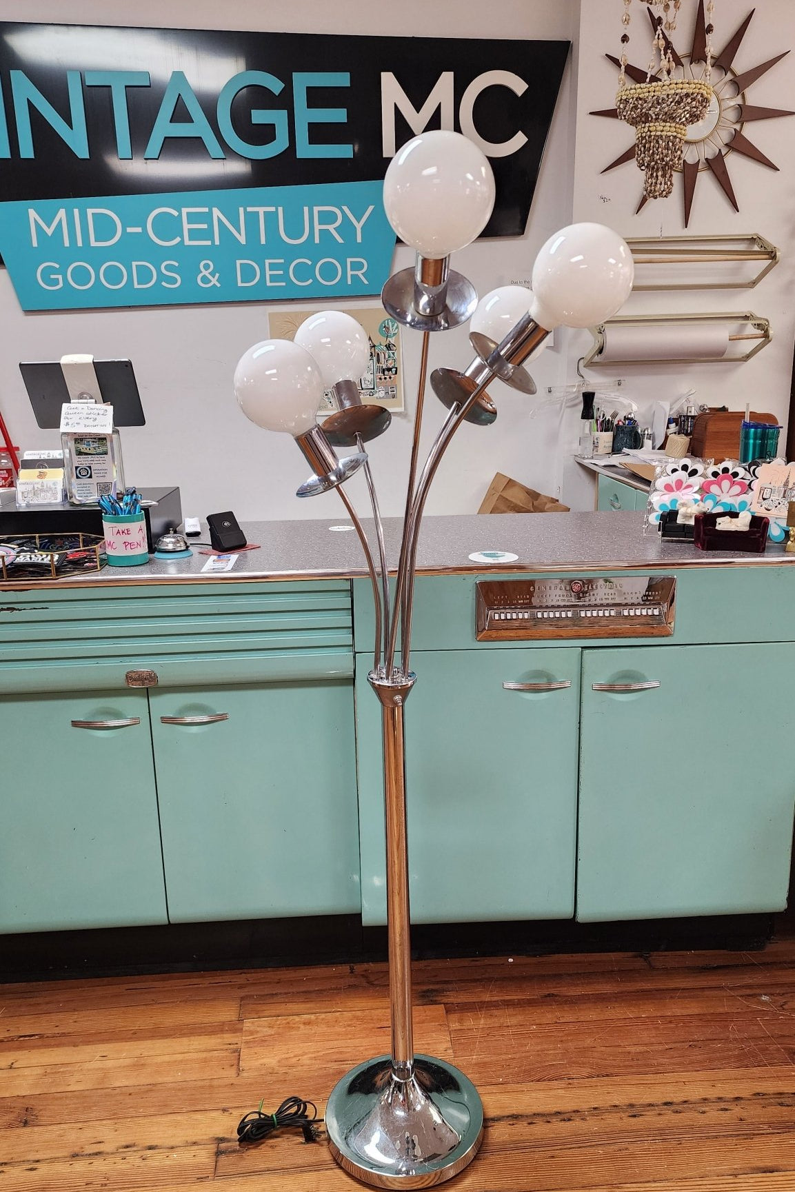 Chrome Floor Lamp - Sonnemon Style - Vintage MC