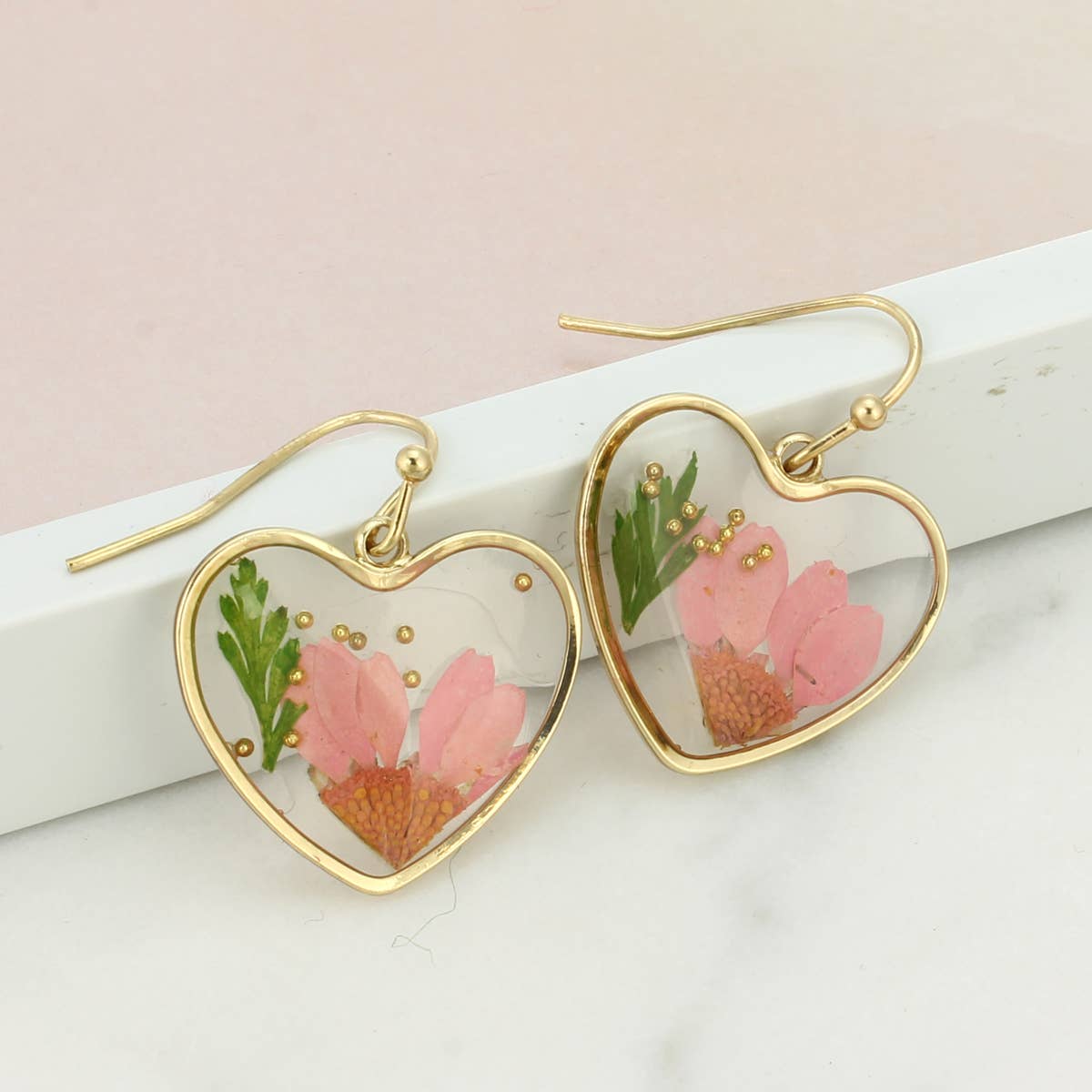 Cottage Floral Dried Flower Heart Earring - Vintage MC