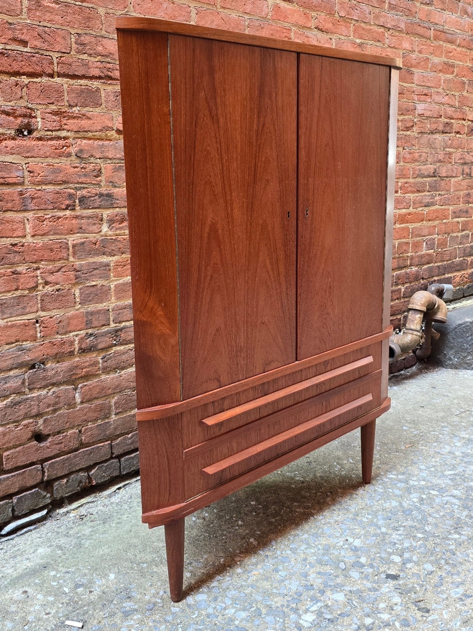 Danish Teak Corner Cabinet - Vintage MC