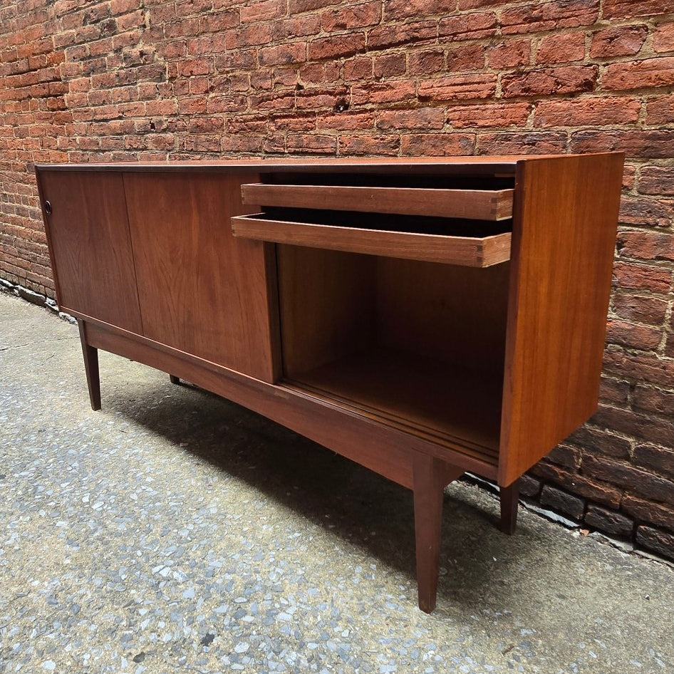 Danish Teak Credenza 726001 - Vintage MC