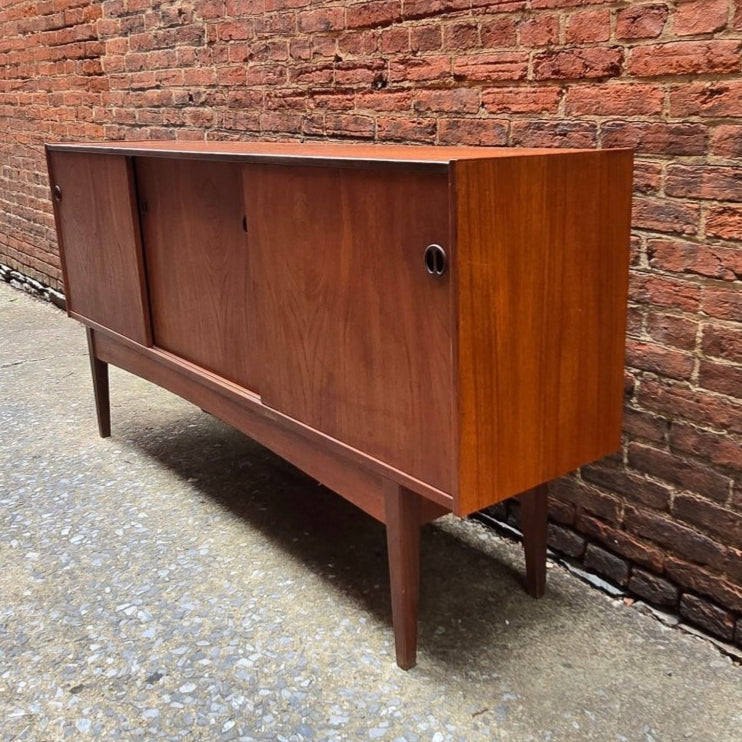 Danish Teak Credenza 726001 - Vintage MC