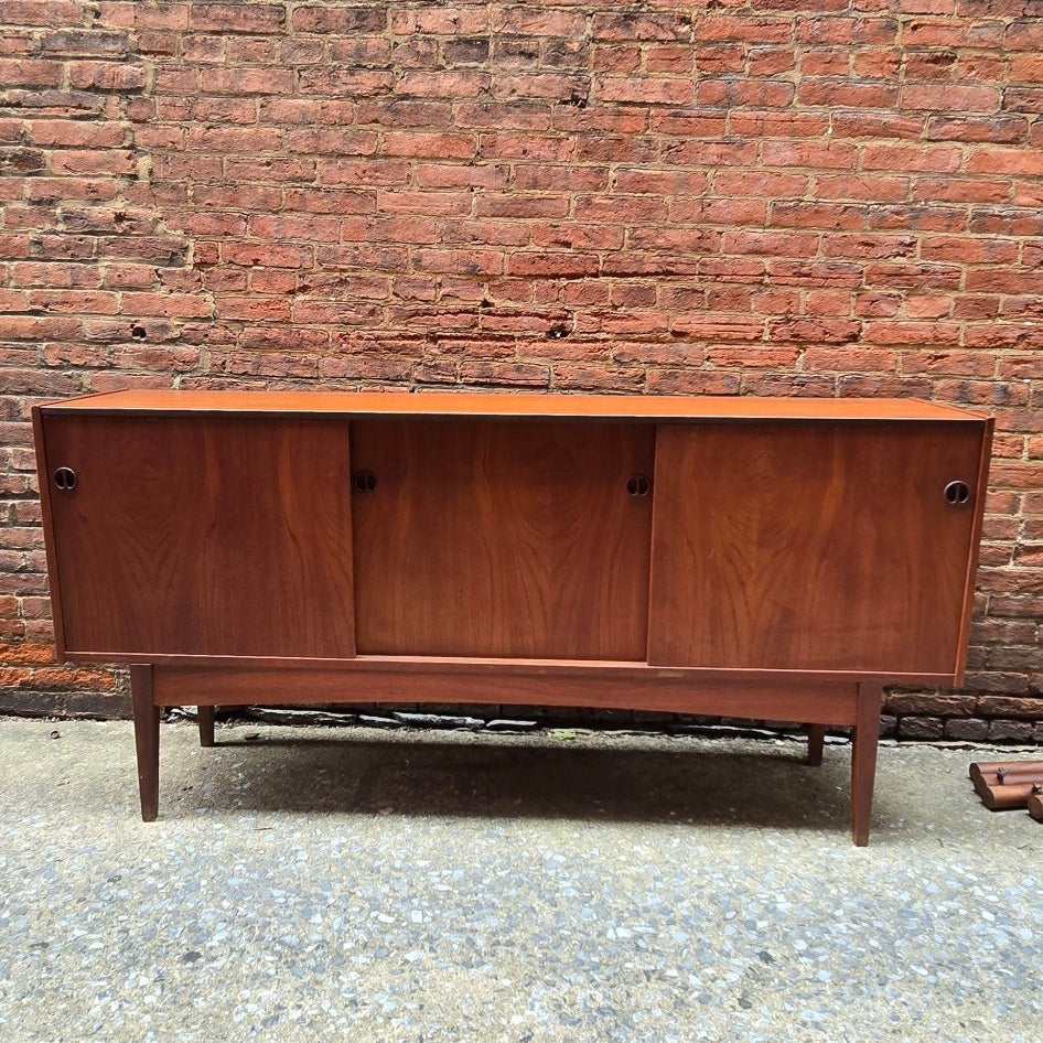 Danish Teak Credenza 726001 - Vintage MC