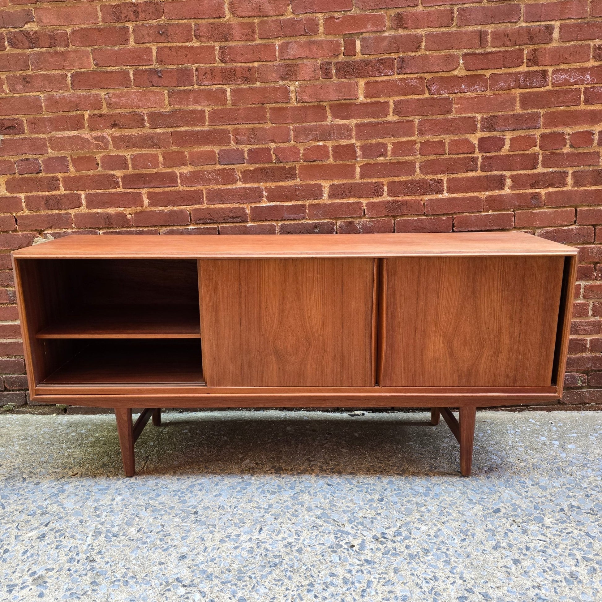 Danish Teak Sideboard ST0425001 - Vintage MC