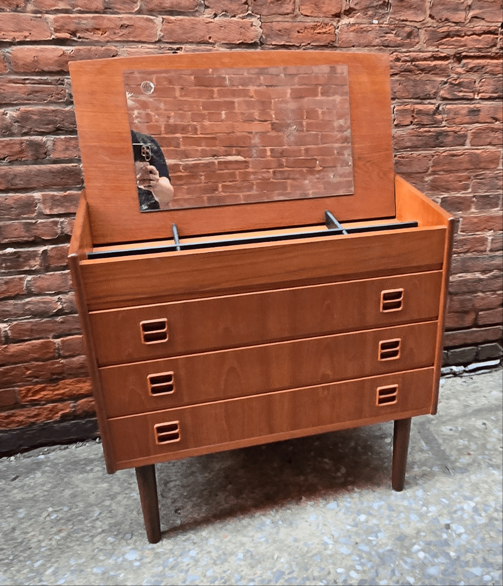 Danish Teak Vanity 0725026 - Vintage MC