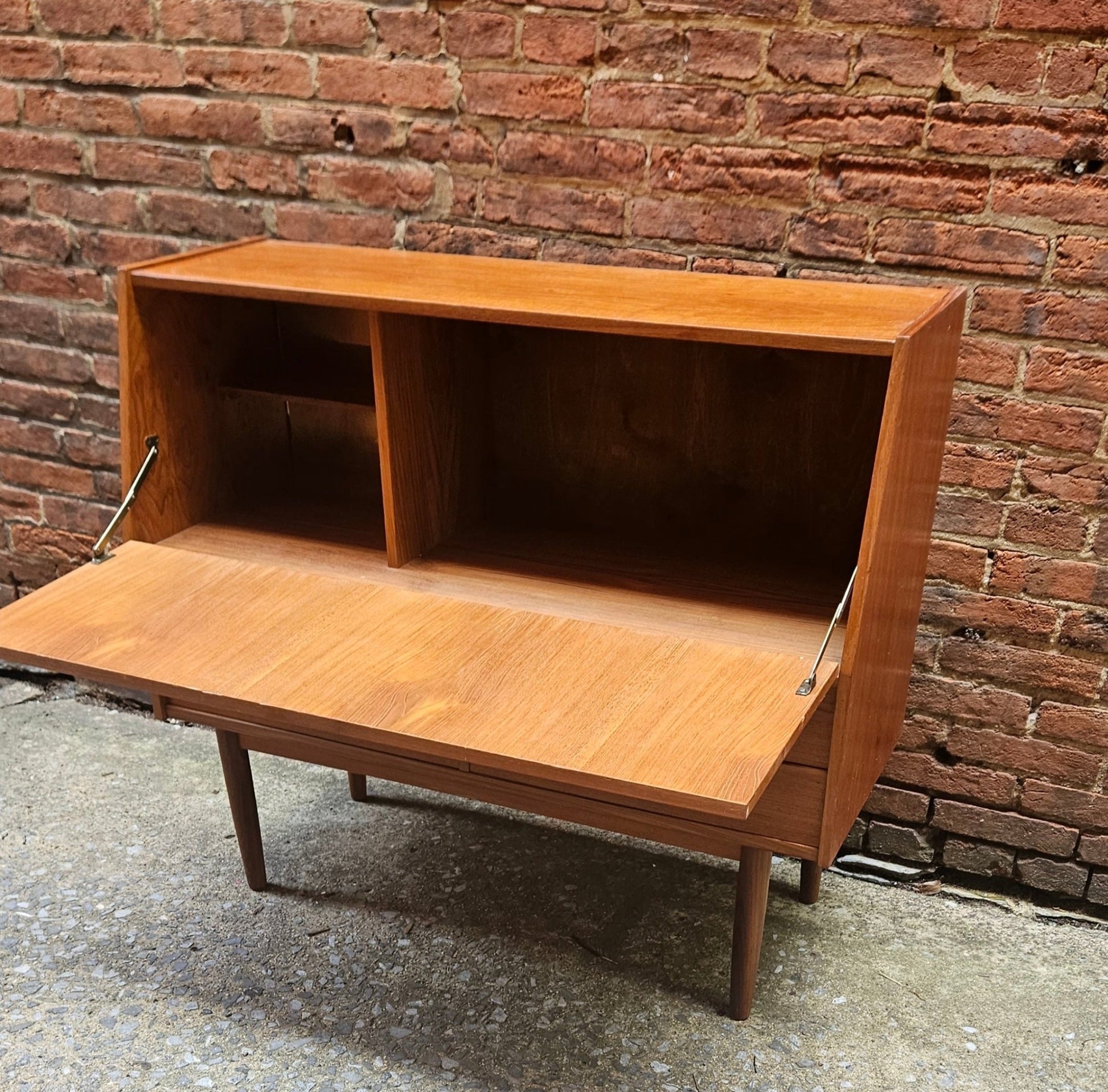 Danish Teak Vintage Vanity Bar Cabinet 0525ST003 - Vintage MC