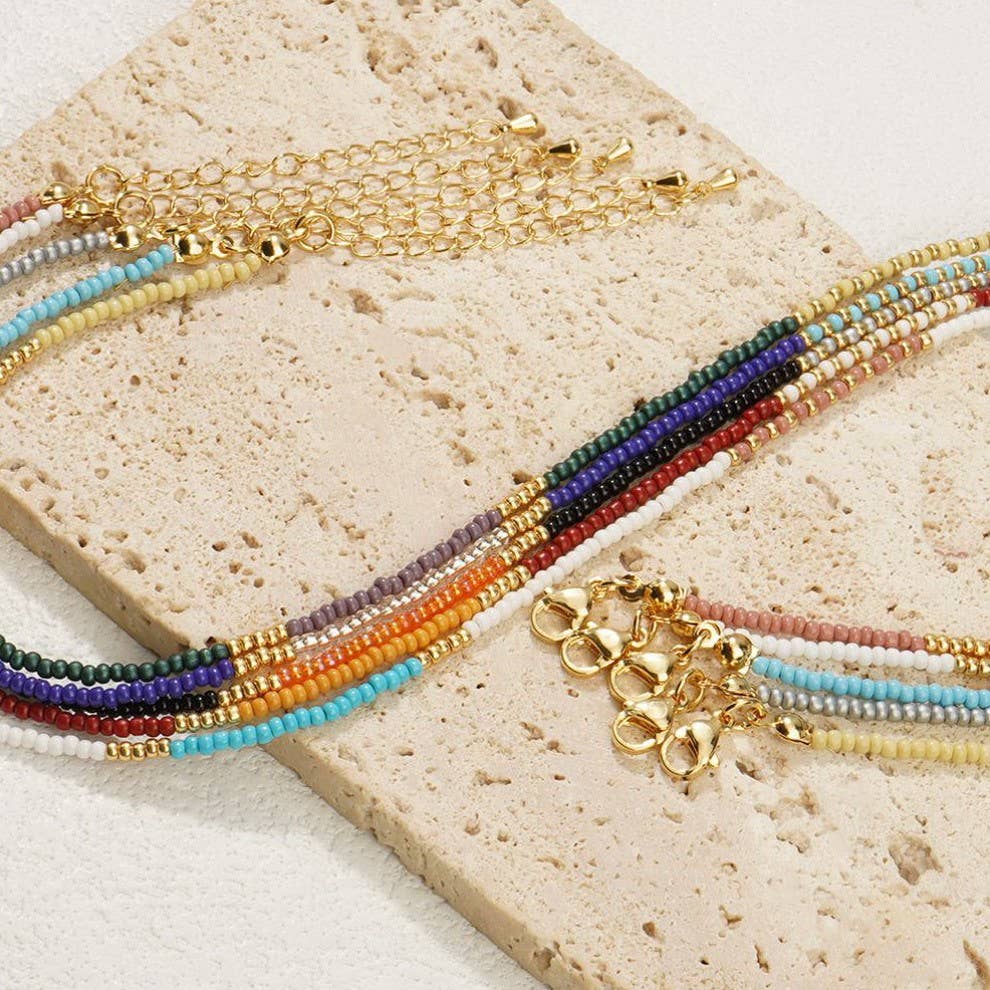 CLASSIC ARTISTIC BEADED NECKLACE