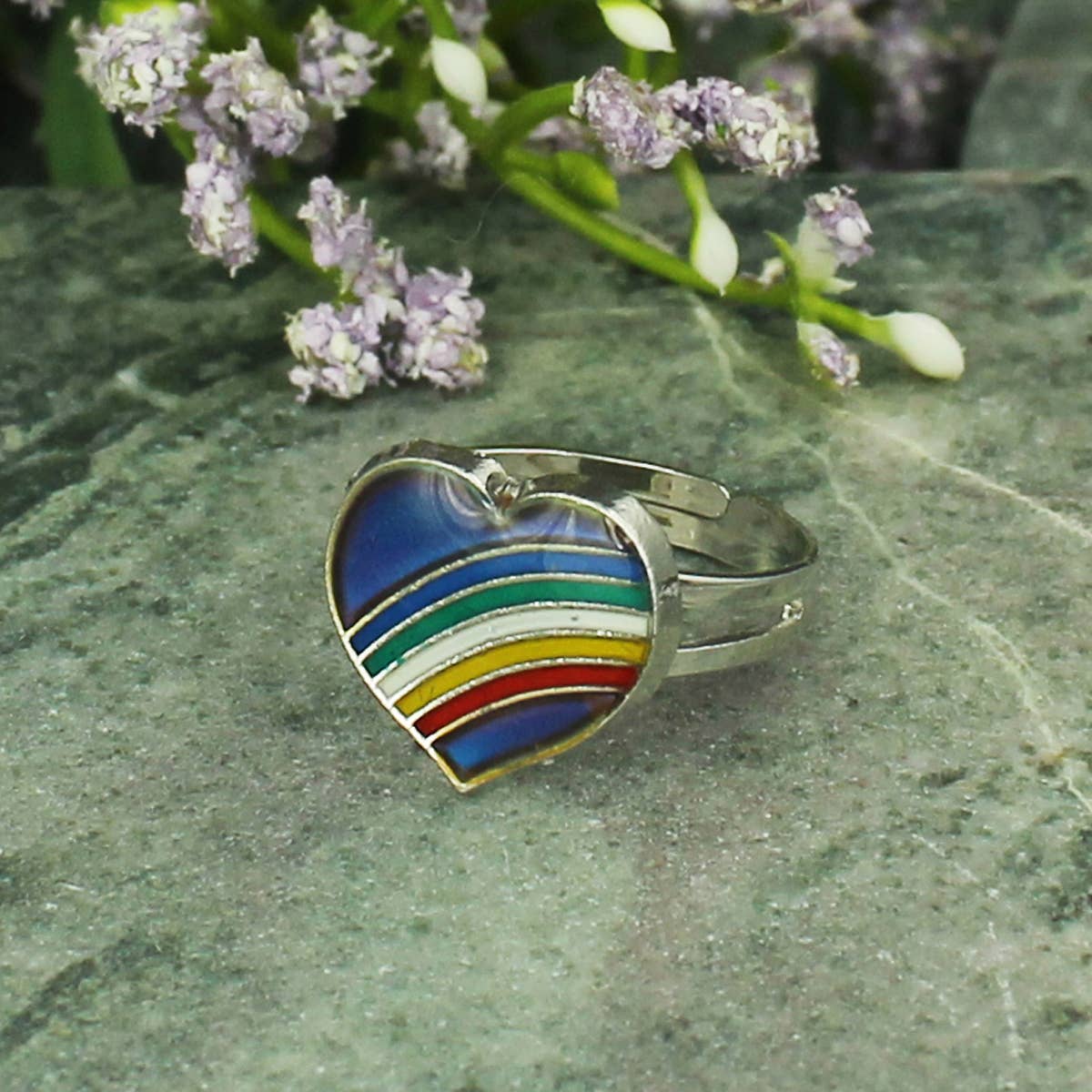 Everyone Loves a Rainbow Heart Mood Ring - Vintage MC