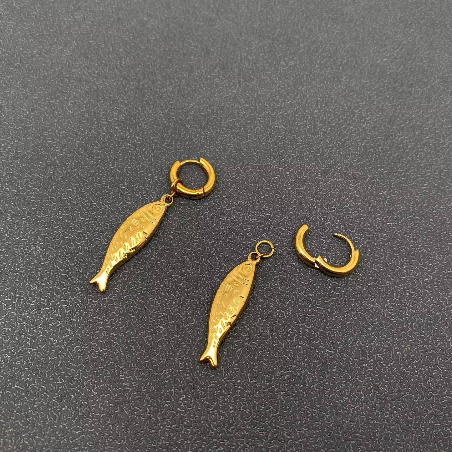 Fish Charm Huggie Earrings - Vintage MC