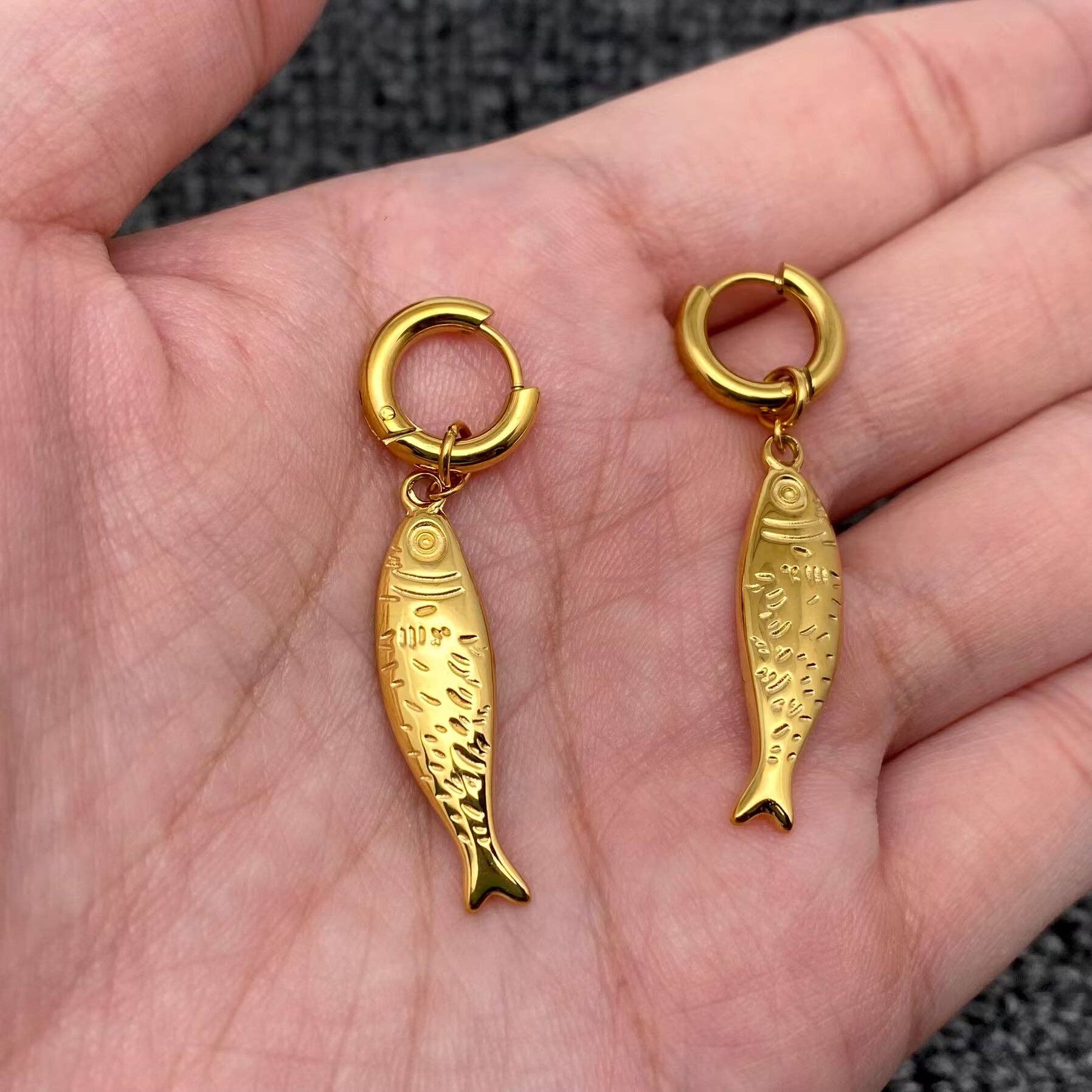 Fish Charm Huggie Earrings - Vintage MC