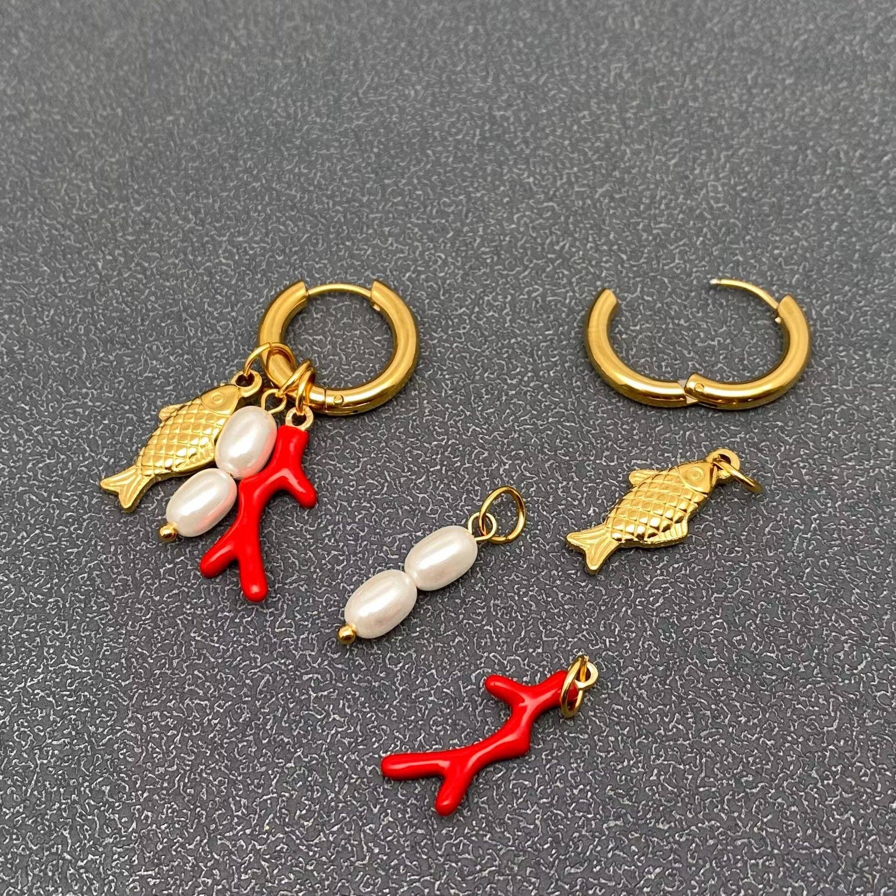 Fish & Pearls & Coral Huggie Earrings - Vintage MC