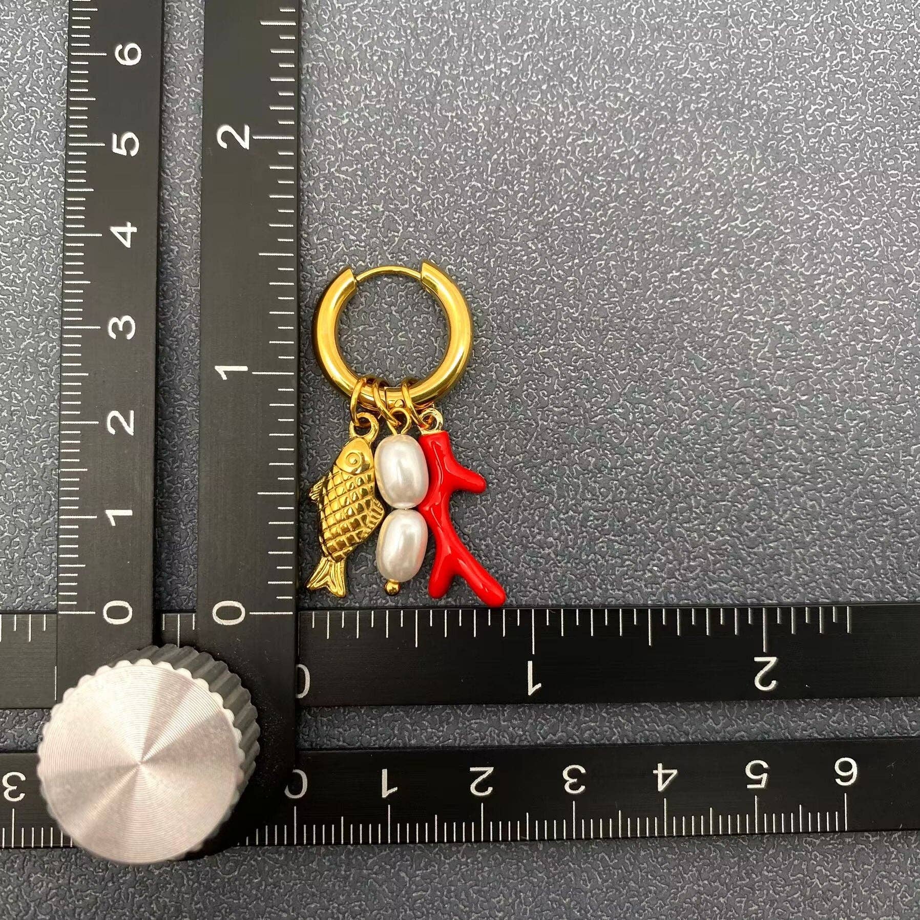 Fish & Pearls & Coral Huggie Earrings - Vintage MC