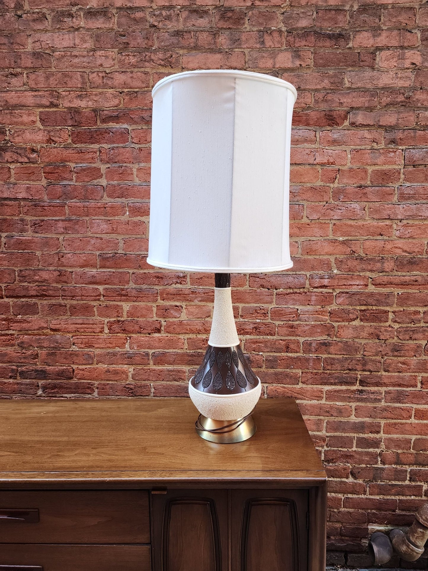 Mid - Century Modern Ceramic Lamp - Vintage MC