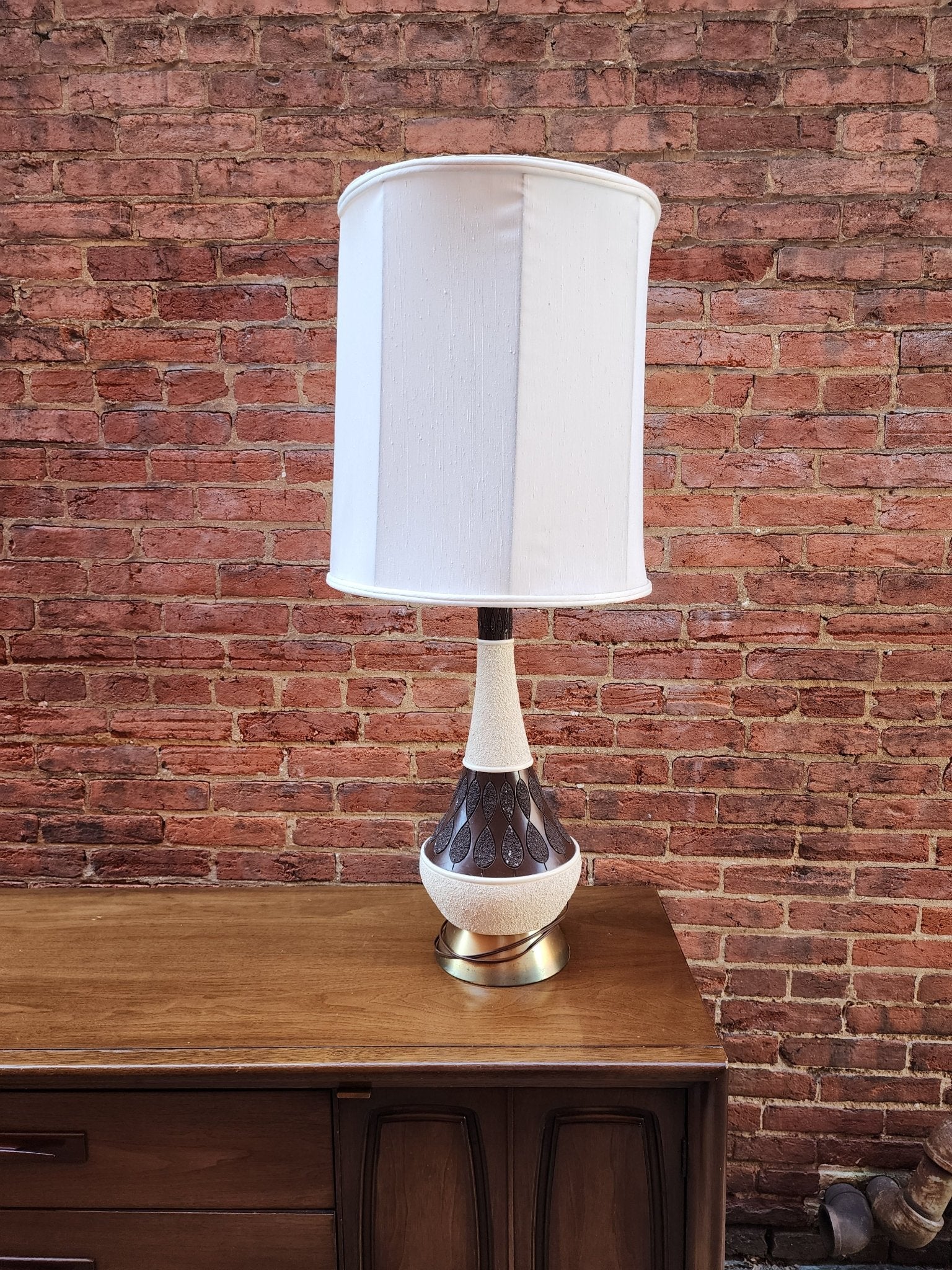 Mid - Century Modern Ceramic Lamp - Vintage MC