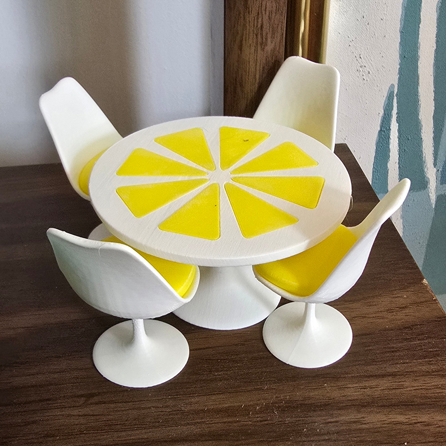Miniature Mid - Century Tulip Citrus table - Vintage MC