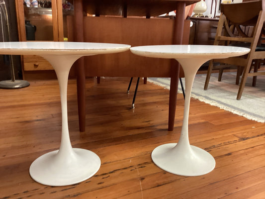 Pair of Knoll Style Side Tables - Vintage MC