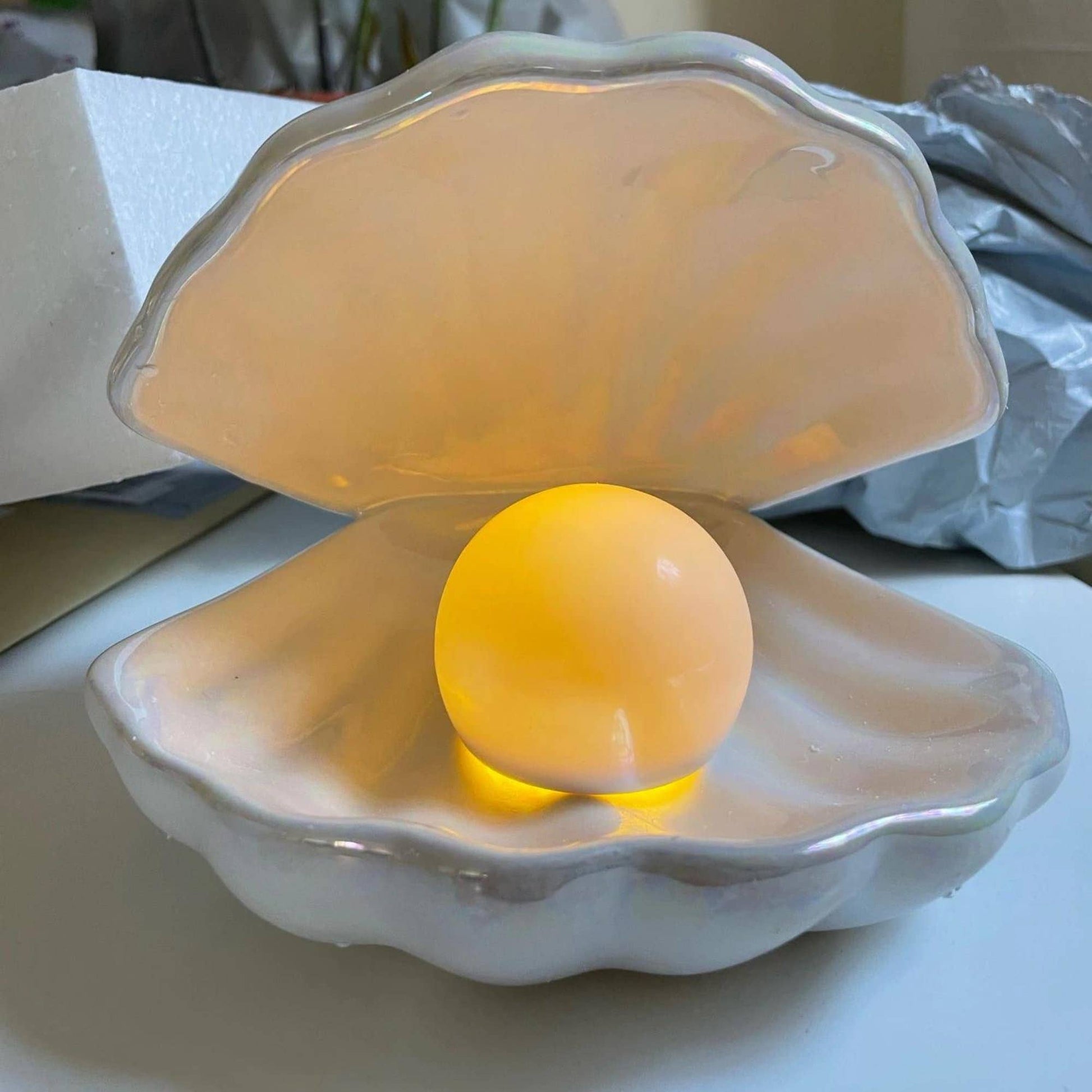 Pearl Decor Shell Jewelry Tray and Table Lamp - Vintage MC