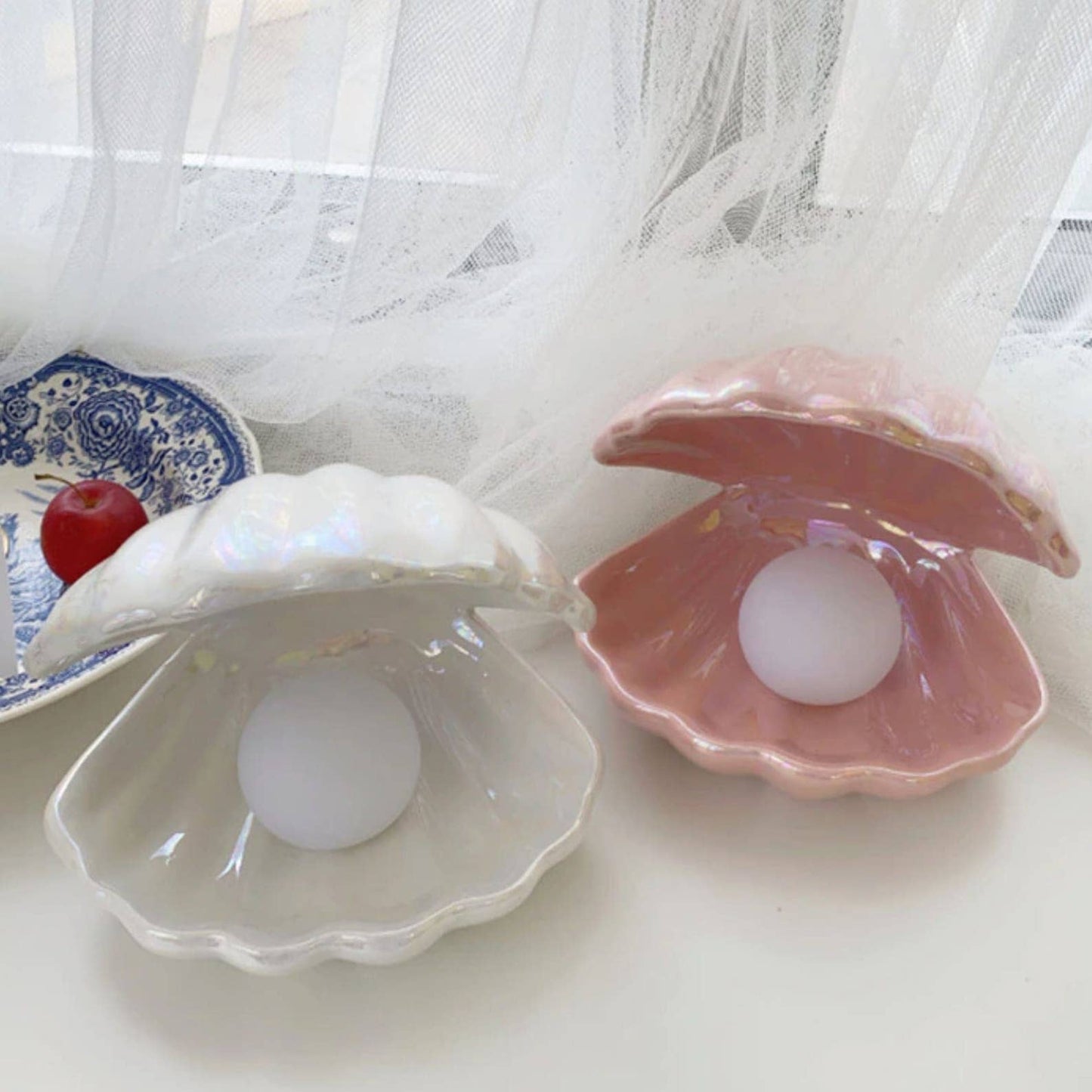 Pearl Decor Shell Jewelry Tray and Table Lamp - Vintage MC