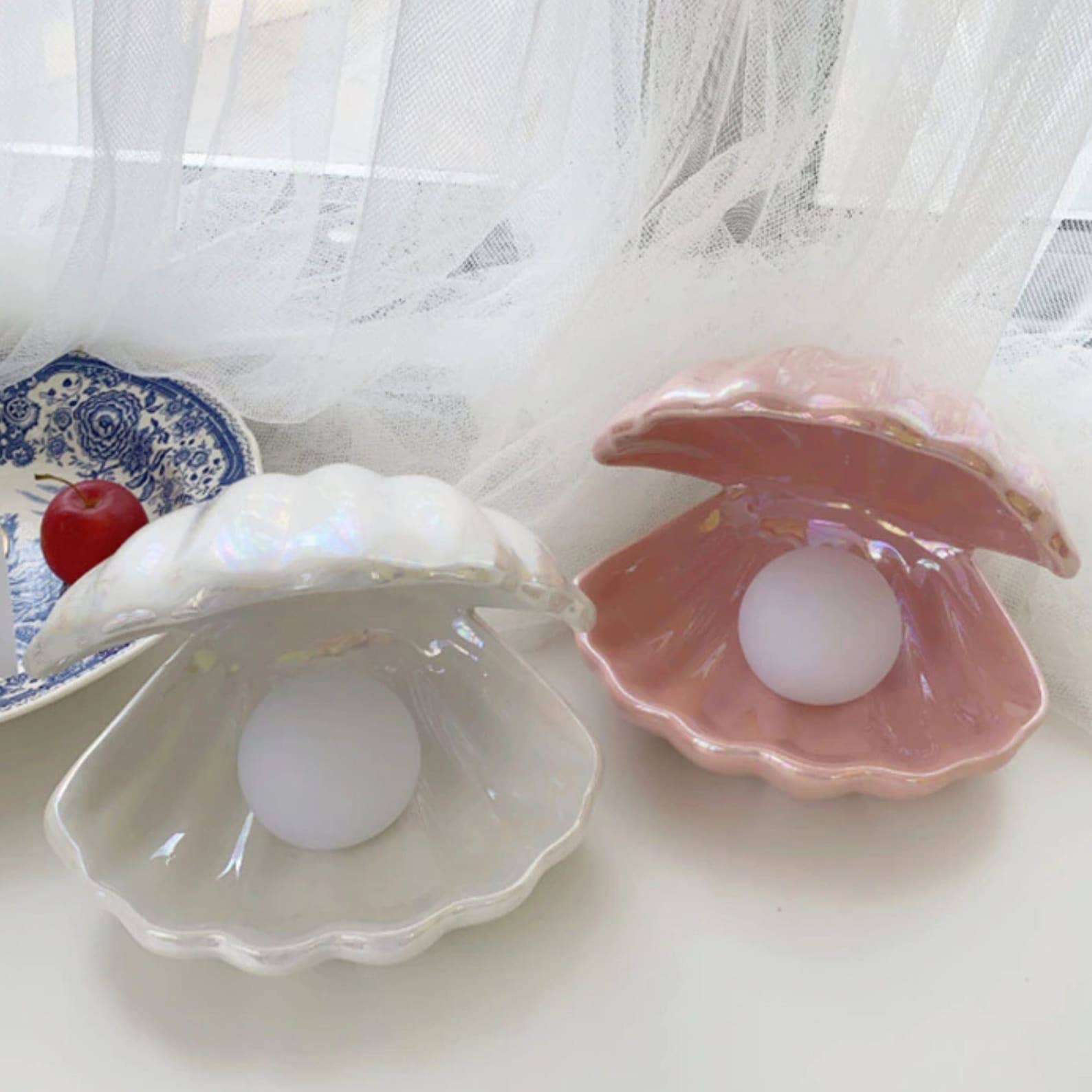 Pearl Decor Shell Jewelry Tray and Table Lamp - Vintage MC